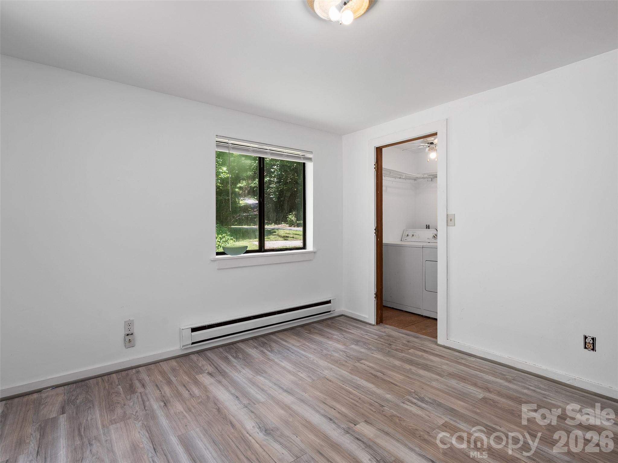 25 Little Creek Lane — Maggie Valley