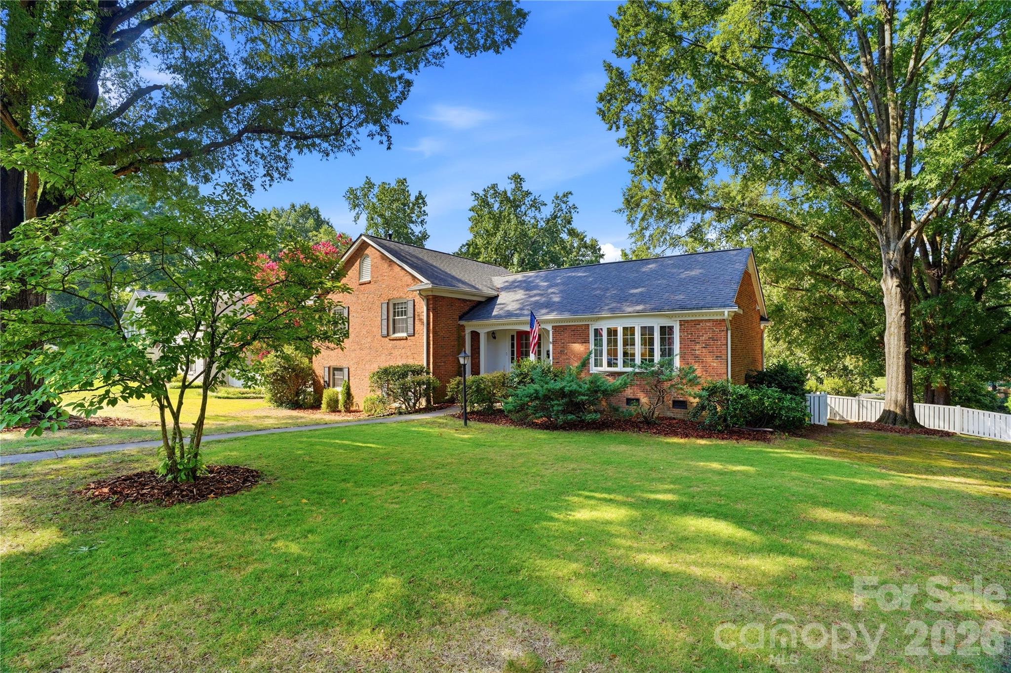 3900 Blowing Rock Way — Charlotte