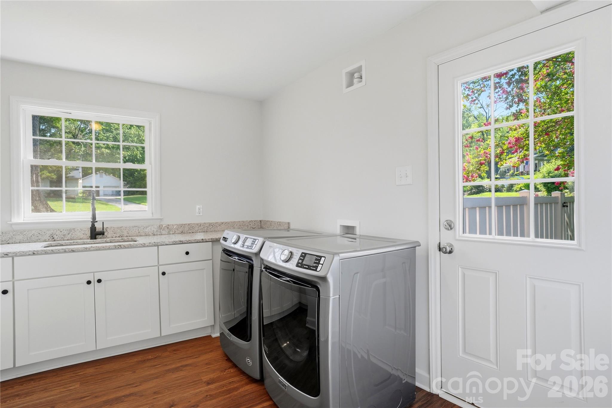 3900 Blowing Rock Way — Charlotte