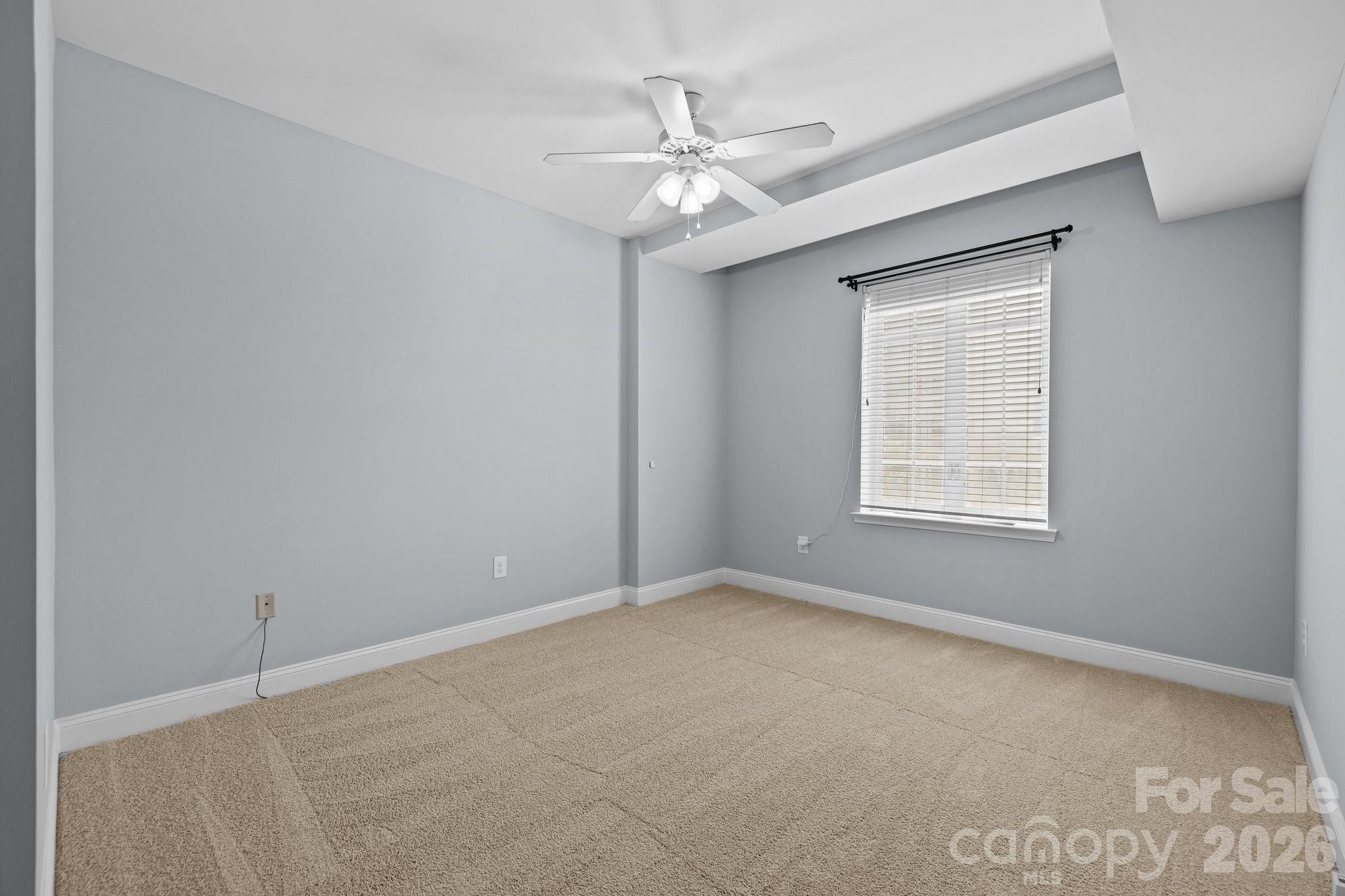 300 W 5th Street — Charlotte