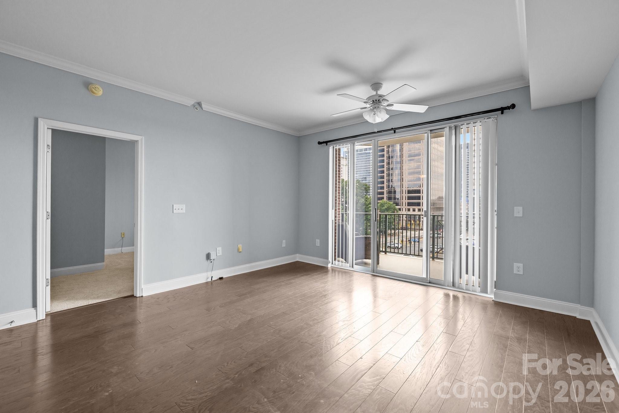 300 W 5th Street — Charlotte
