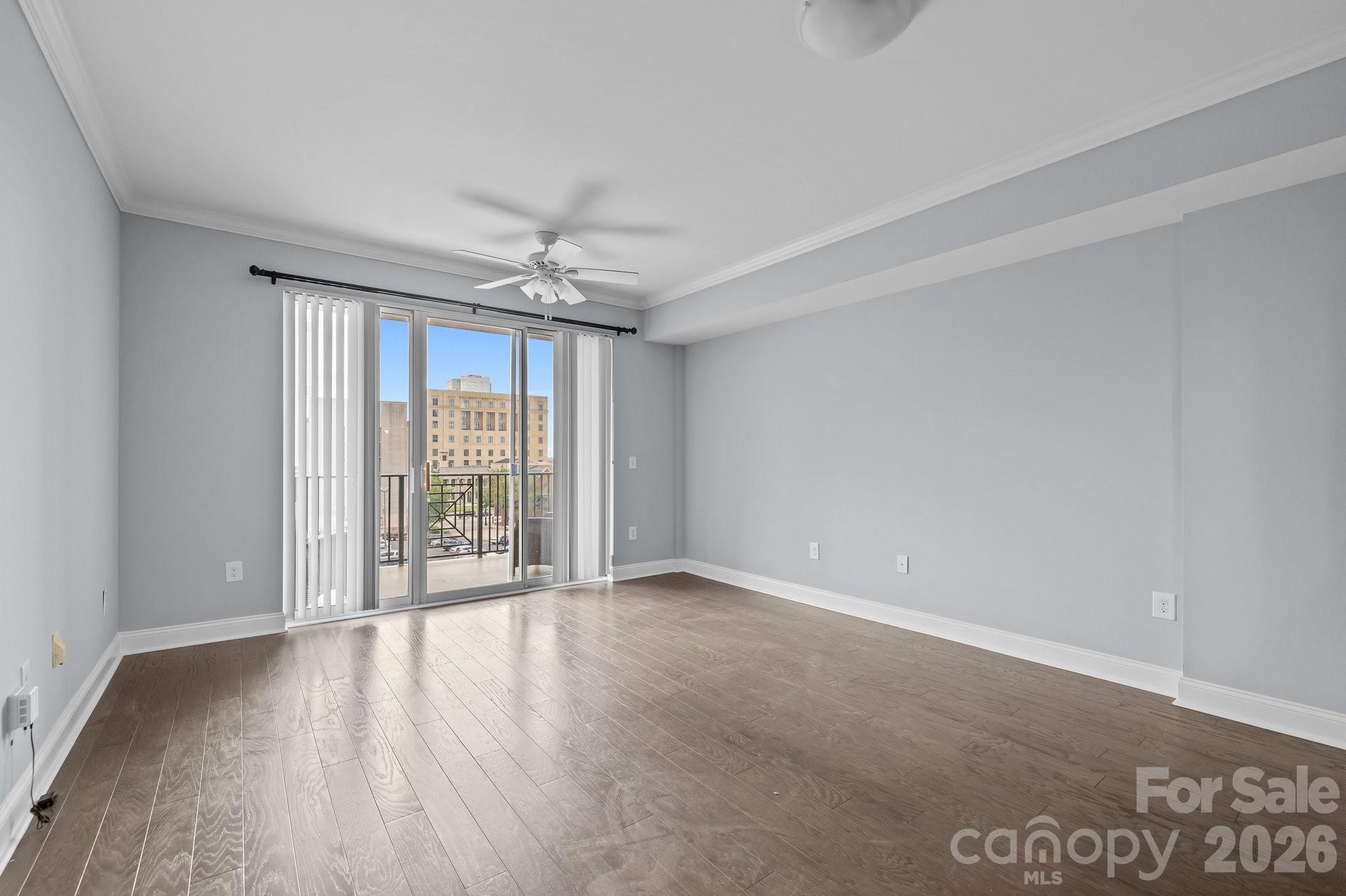 300 W 5th Street — Charlotte