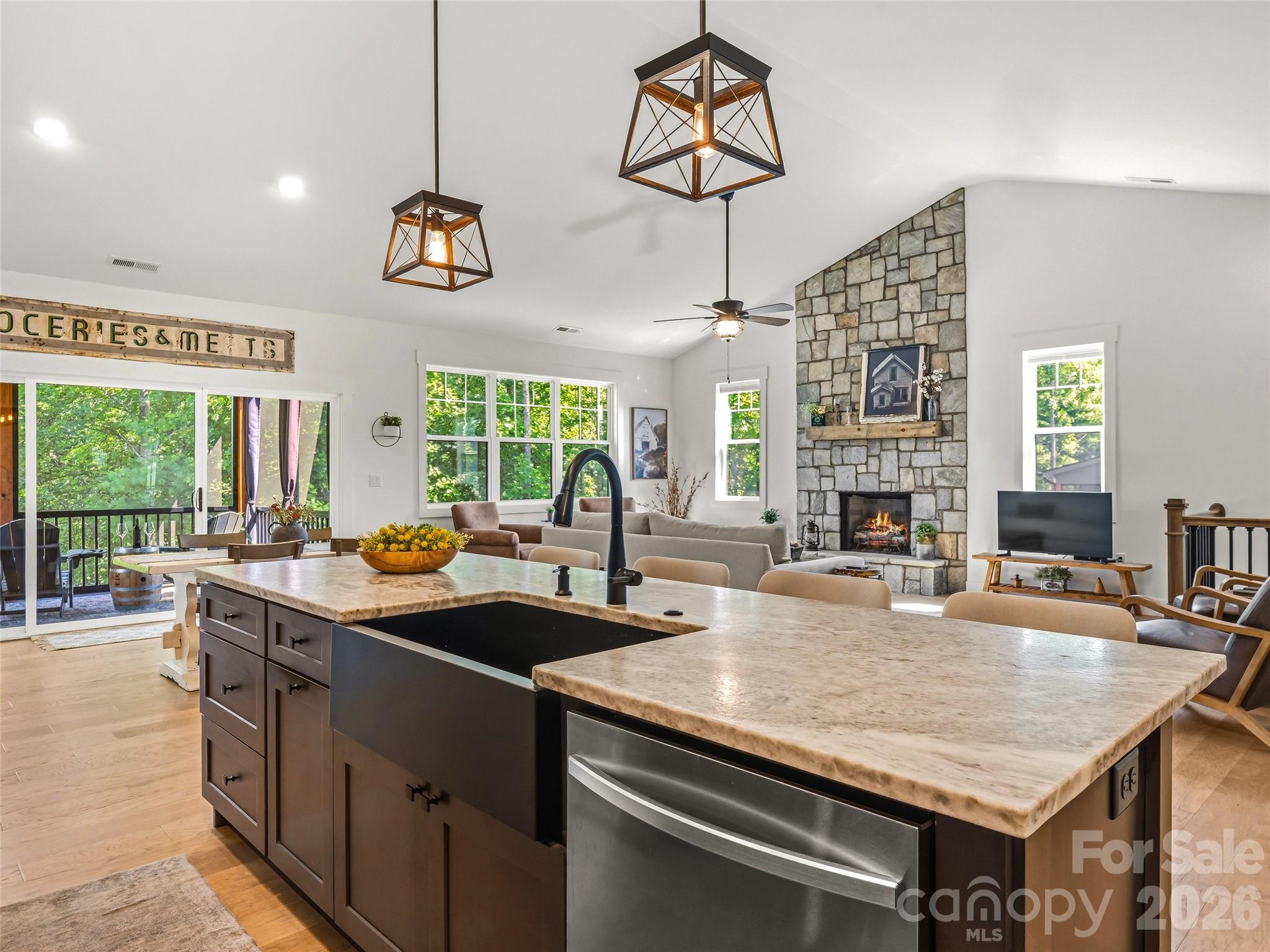 181 Byron Forest Drive — Horse Shoe