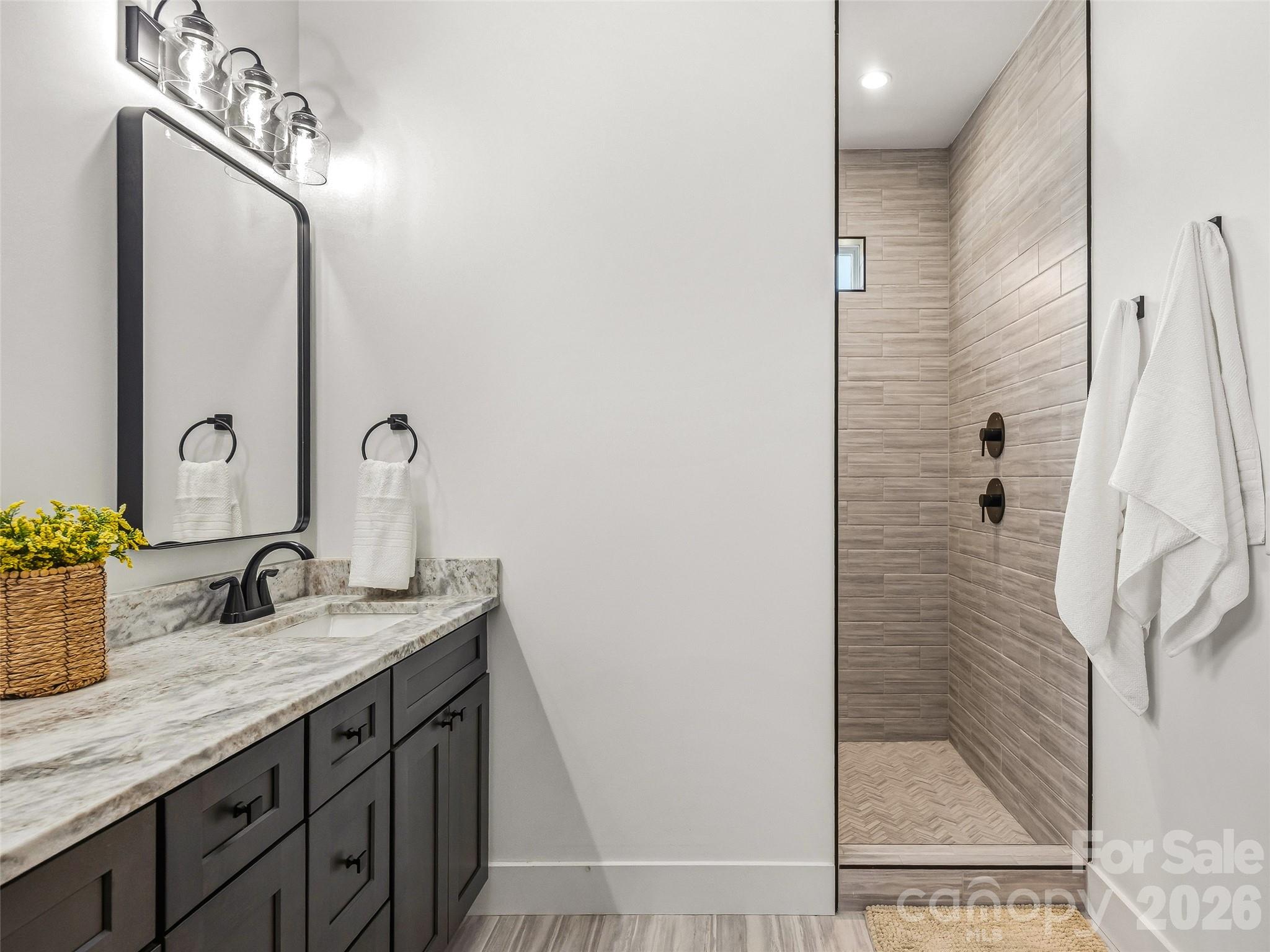 181 Byron Forest Drive — Horse Shoe