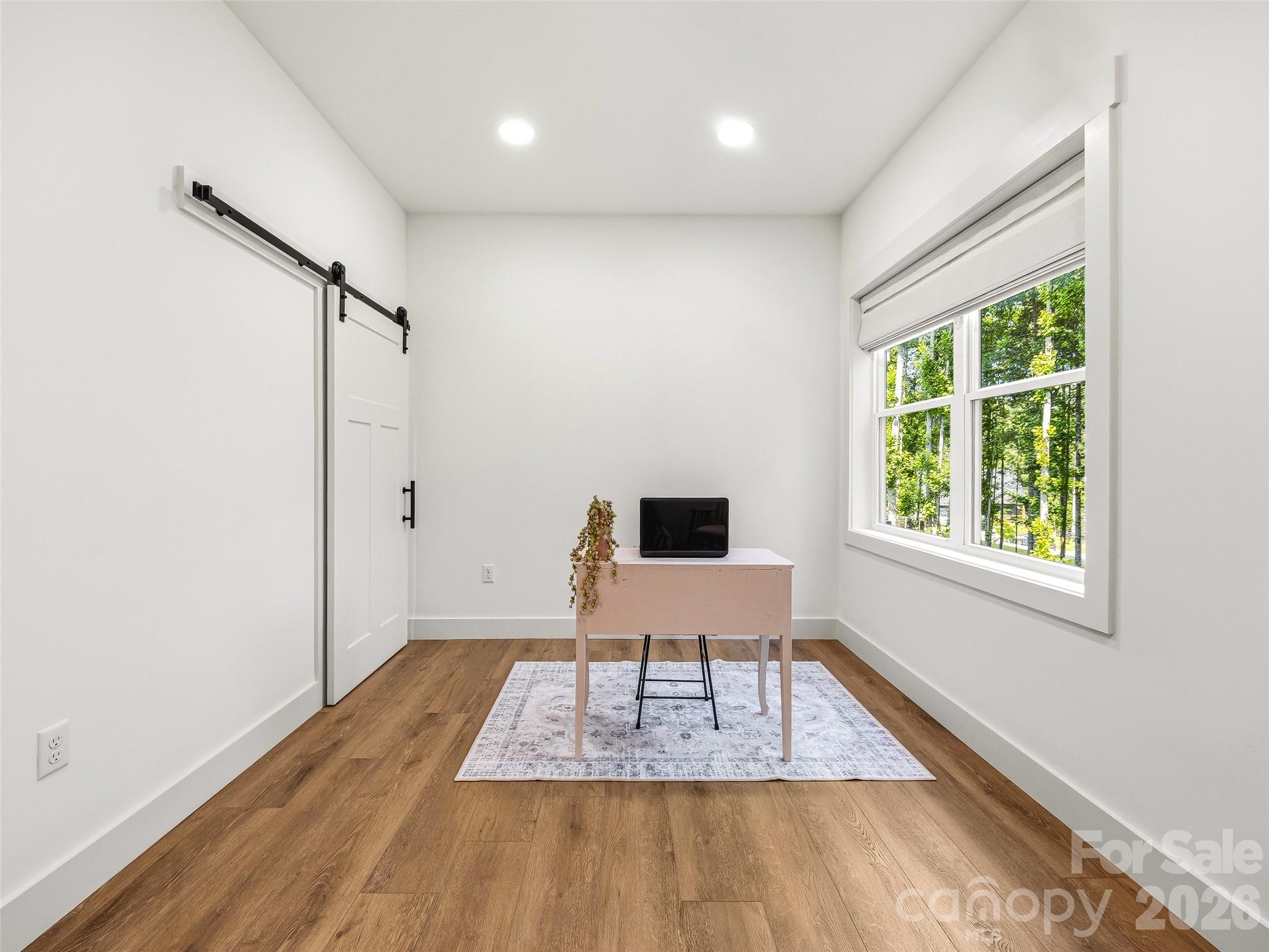 181 Byron Forest Drive — Horse Shoe