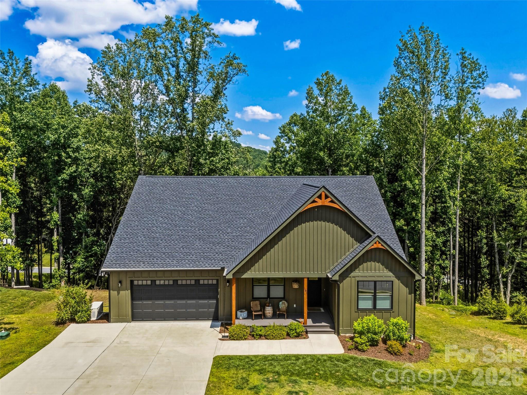 181 Byron Forest Drive — Horse Shoe