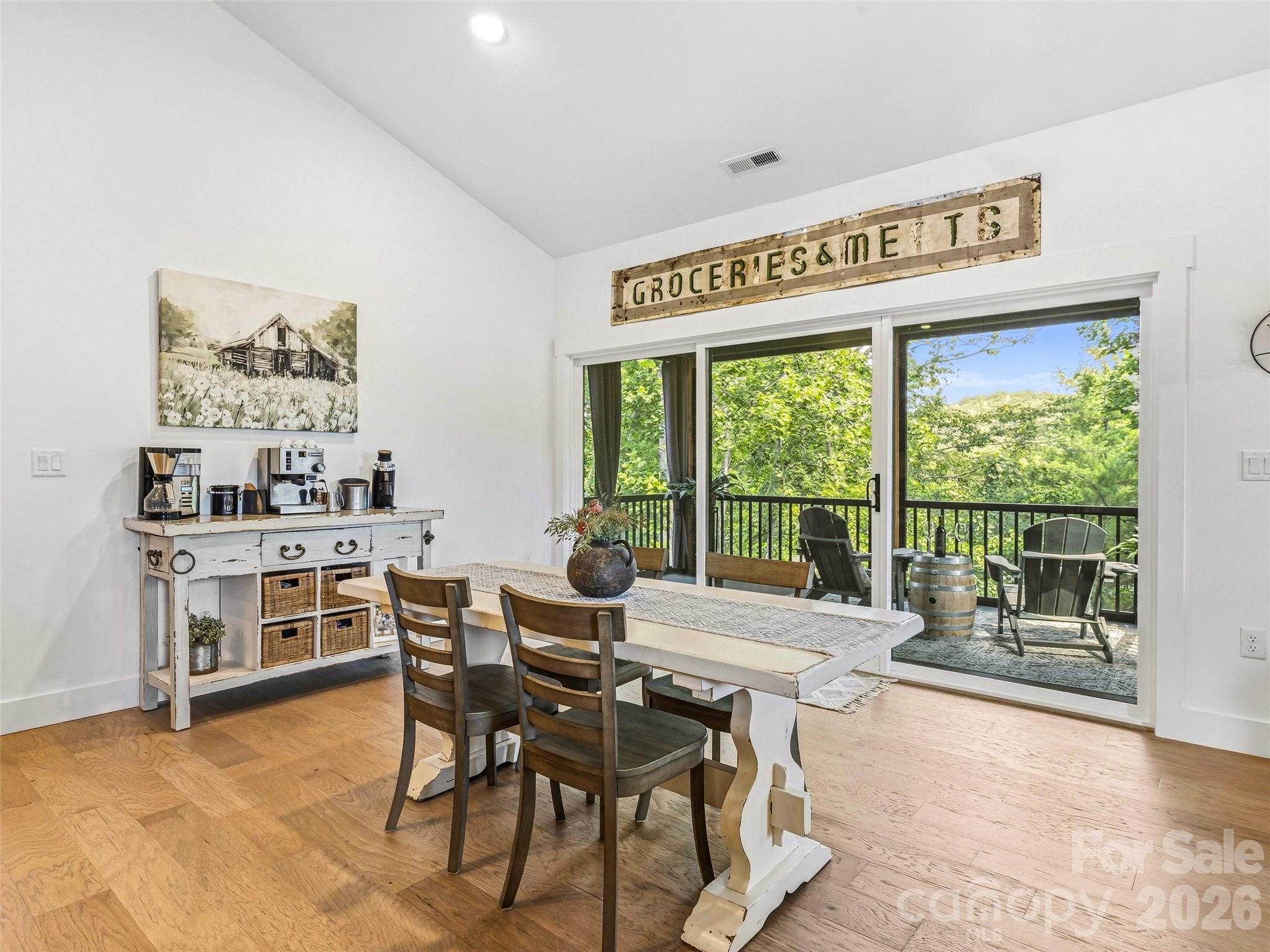 181 Byron Forest Drive — Horse Shoe