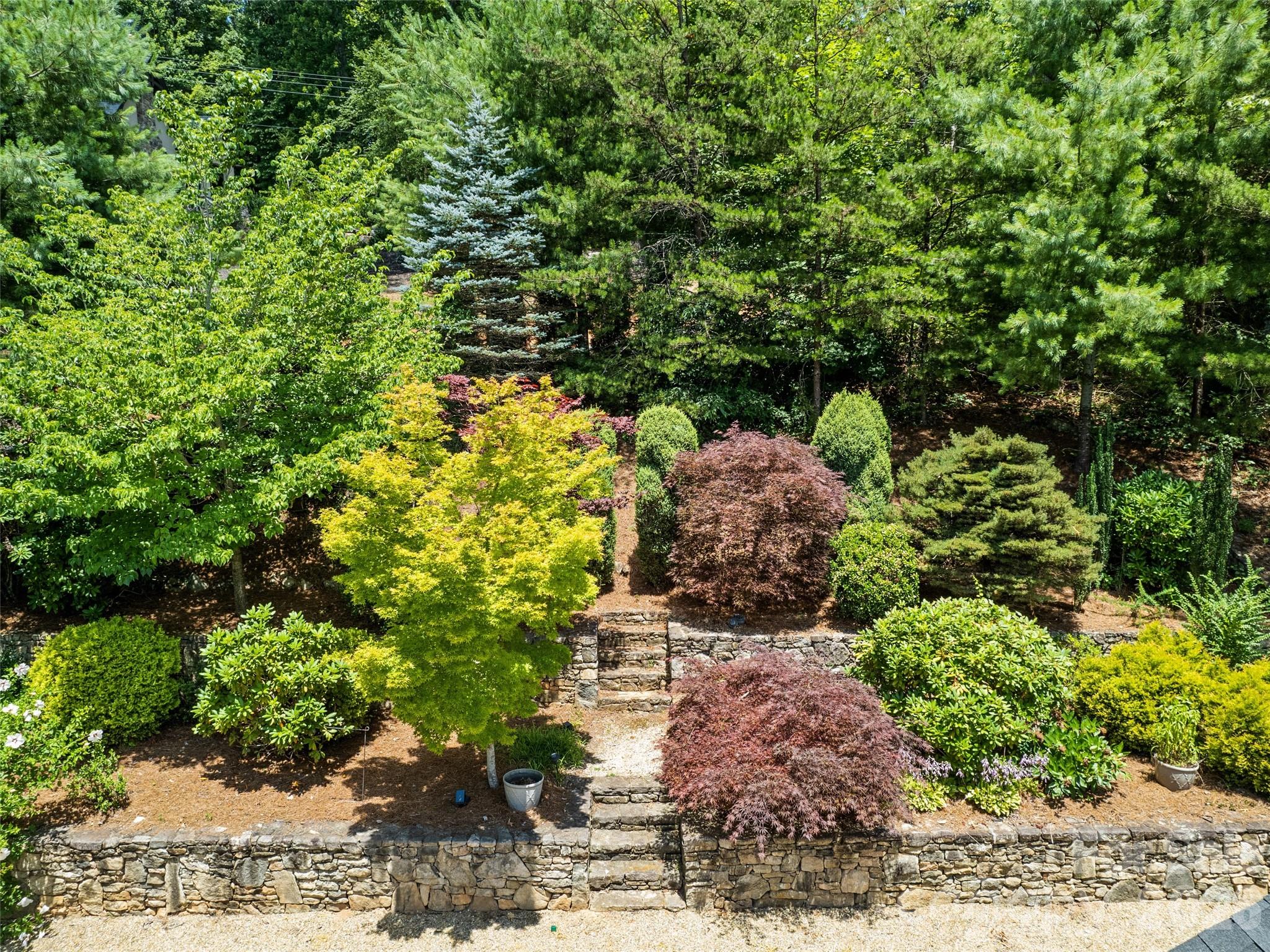 4 Leisure Wood Drive — Canton