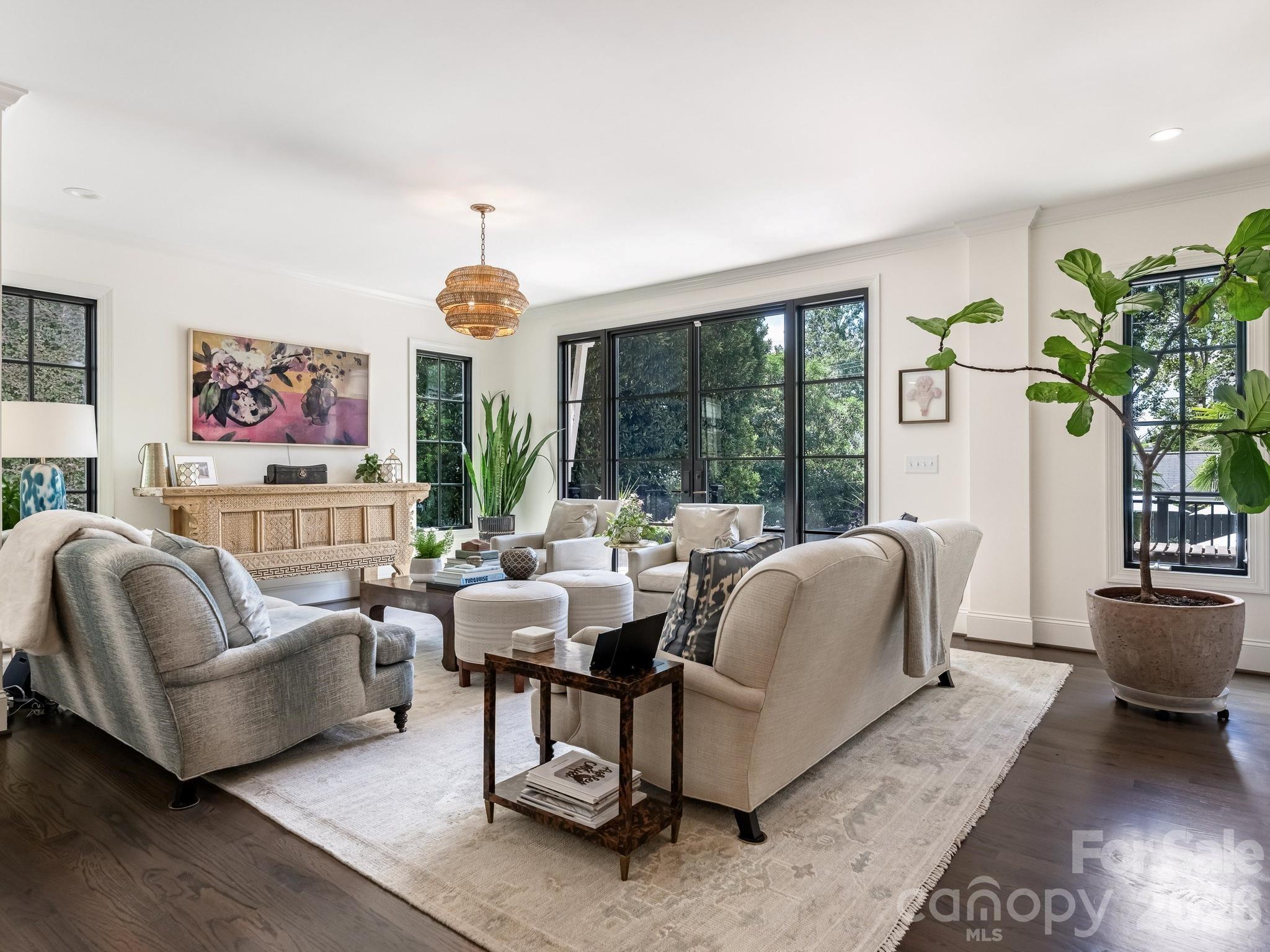 2116 Midwood Place — Charlotte