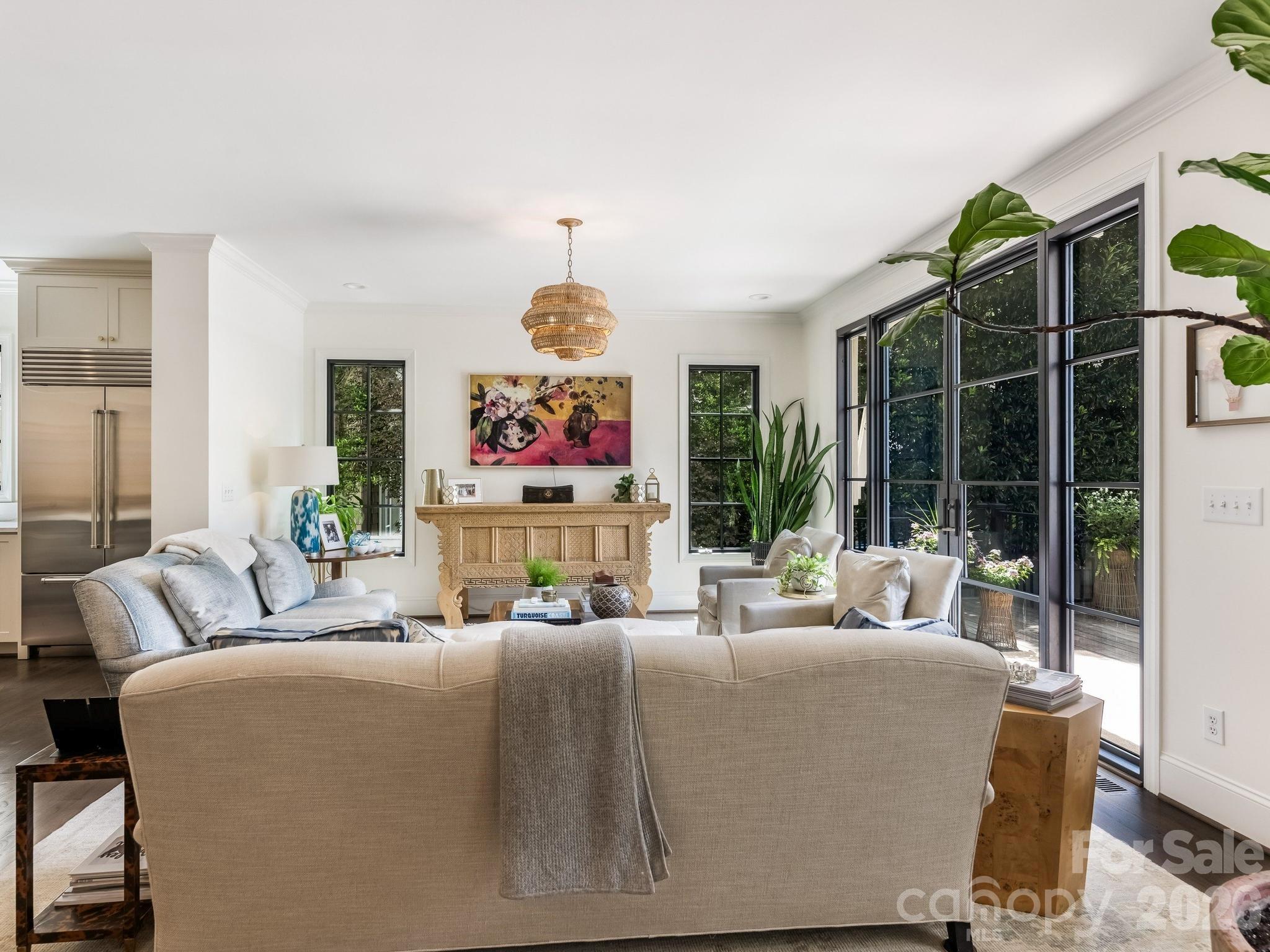 2116 Midwood Place — Charlotte