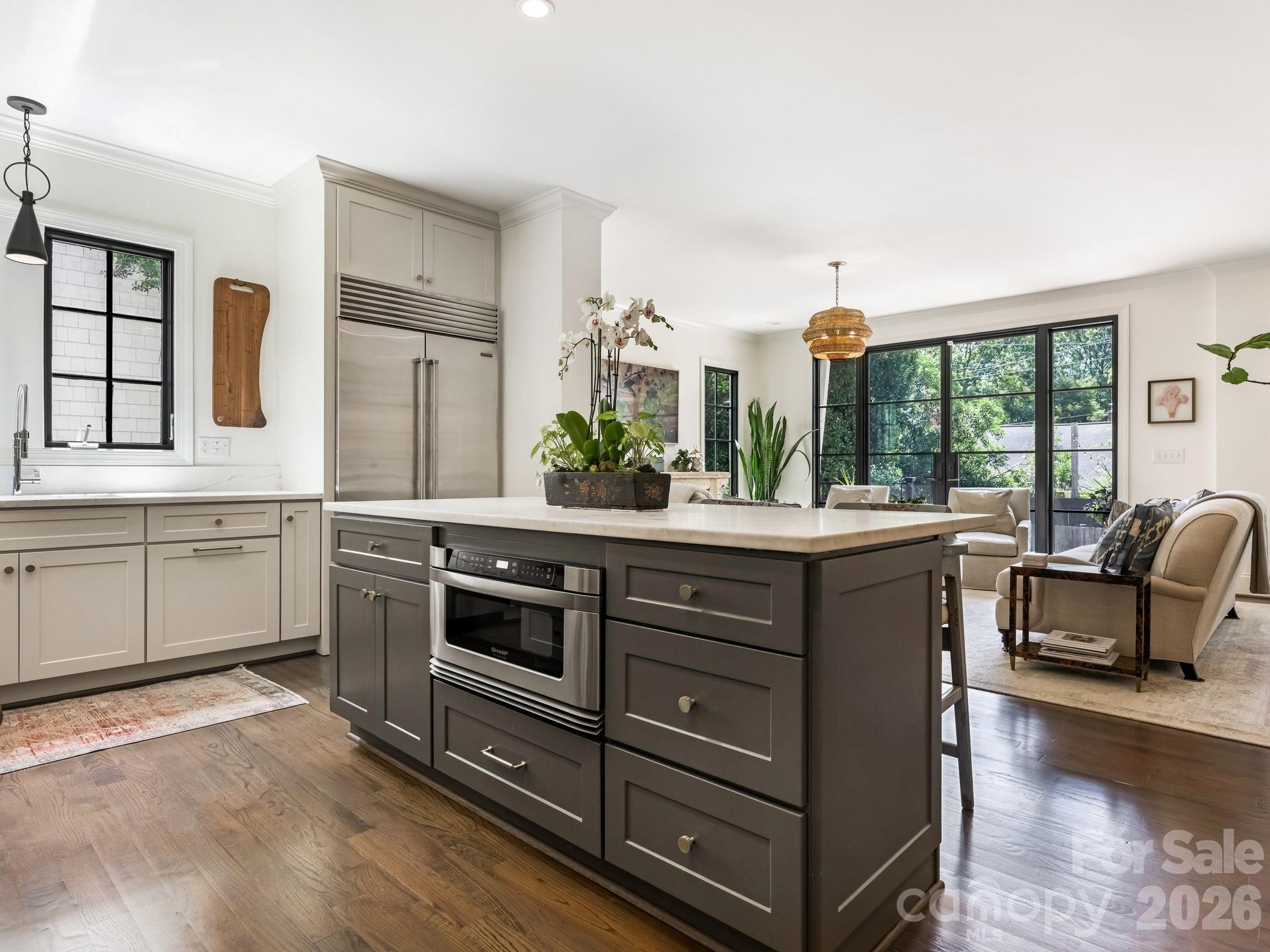 2116 Midwood Place — Charlotte