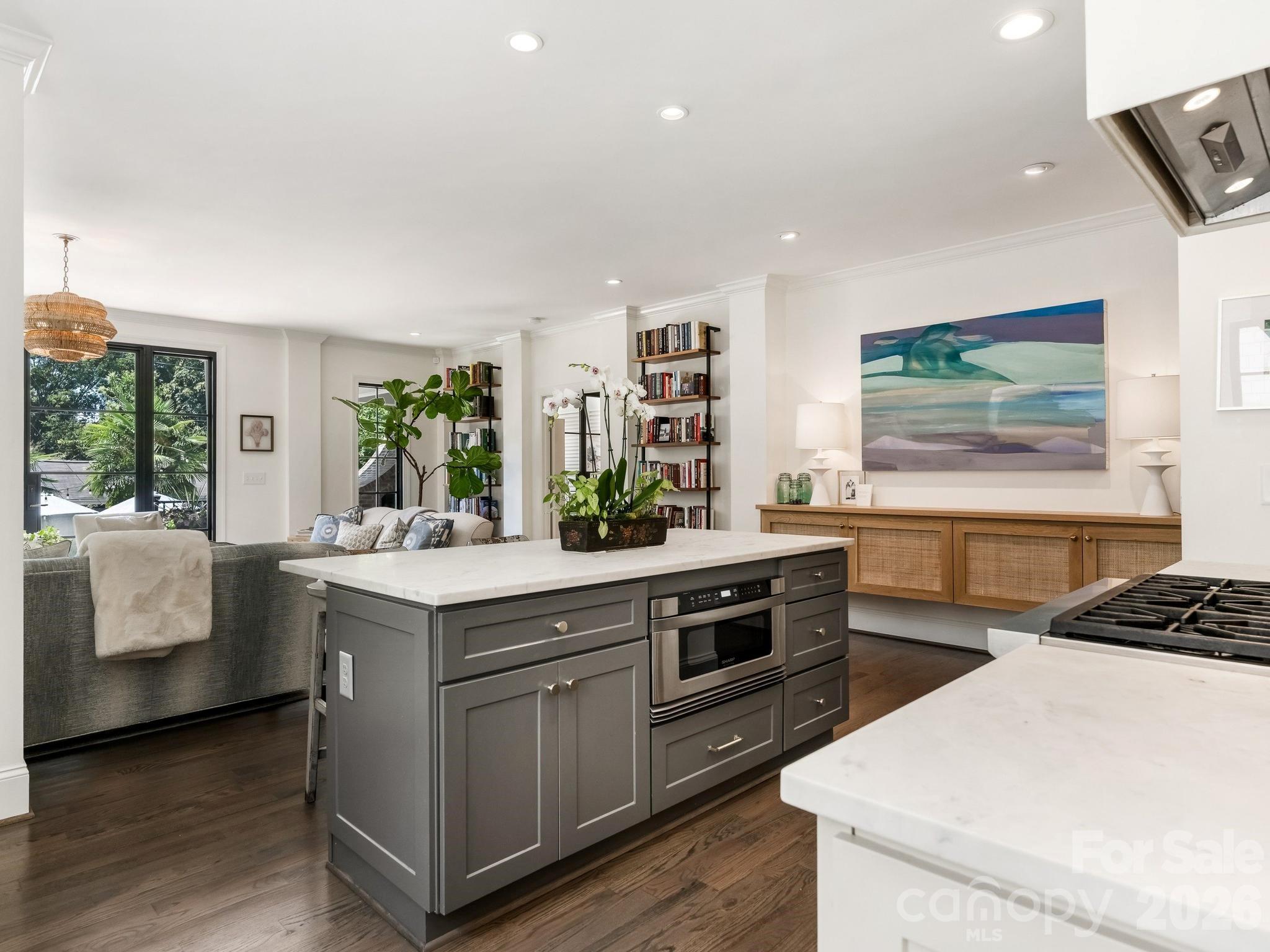 2116 Midwood Place — Charlotte