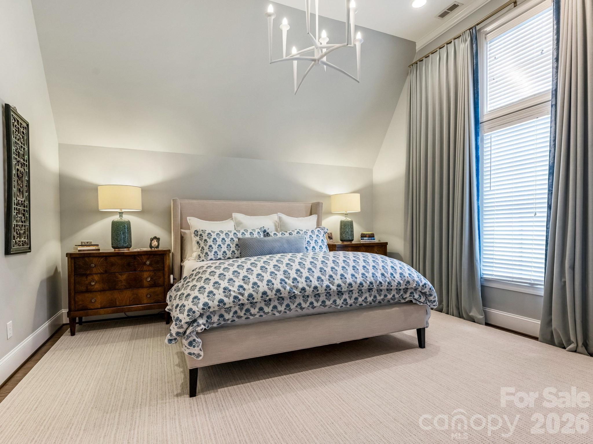 2116 Midwood Place — Charlotte