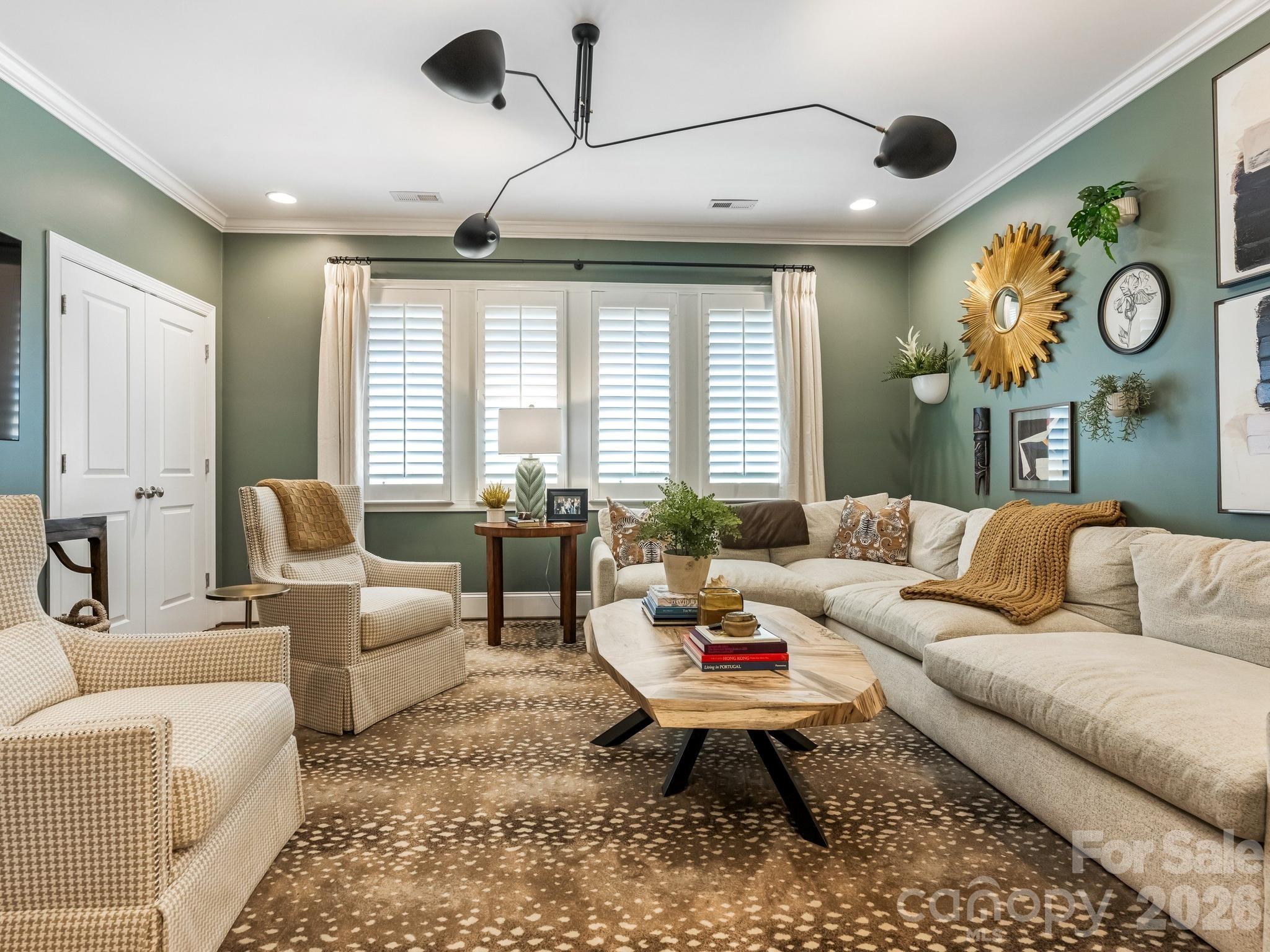2116 Midwood Place — Charlotte