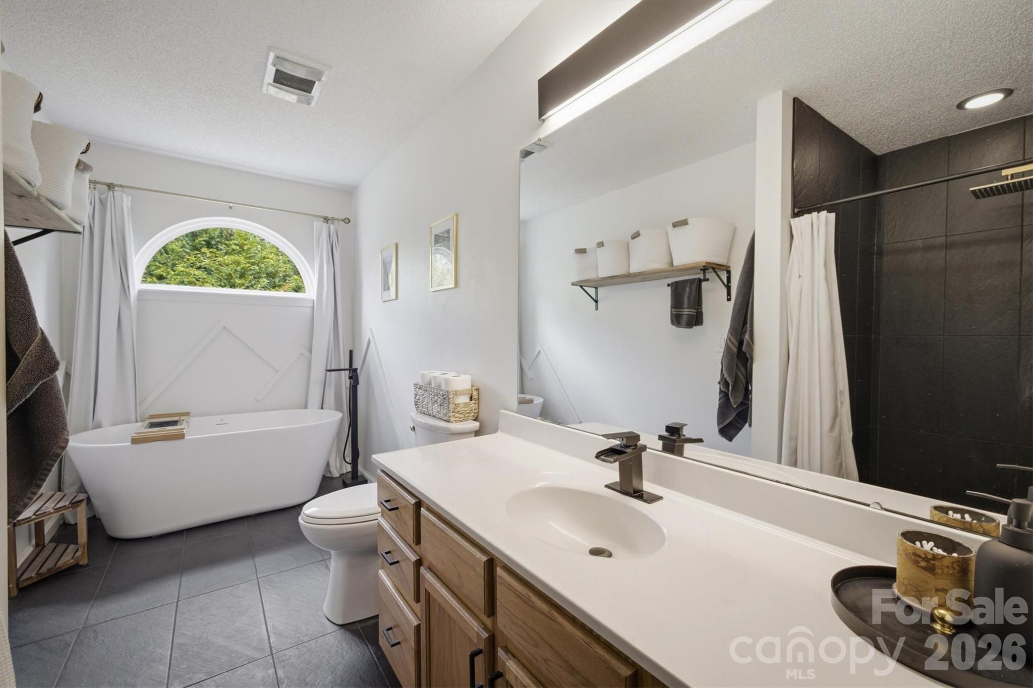 3381 Stones Throw Drive — Valdese