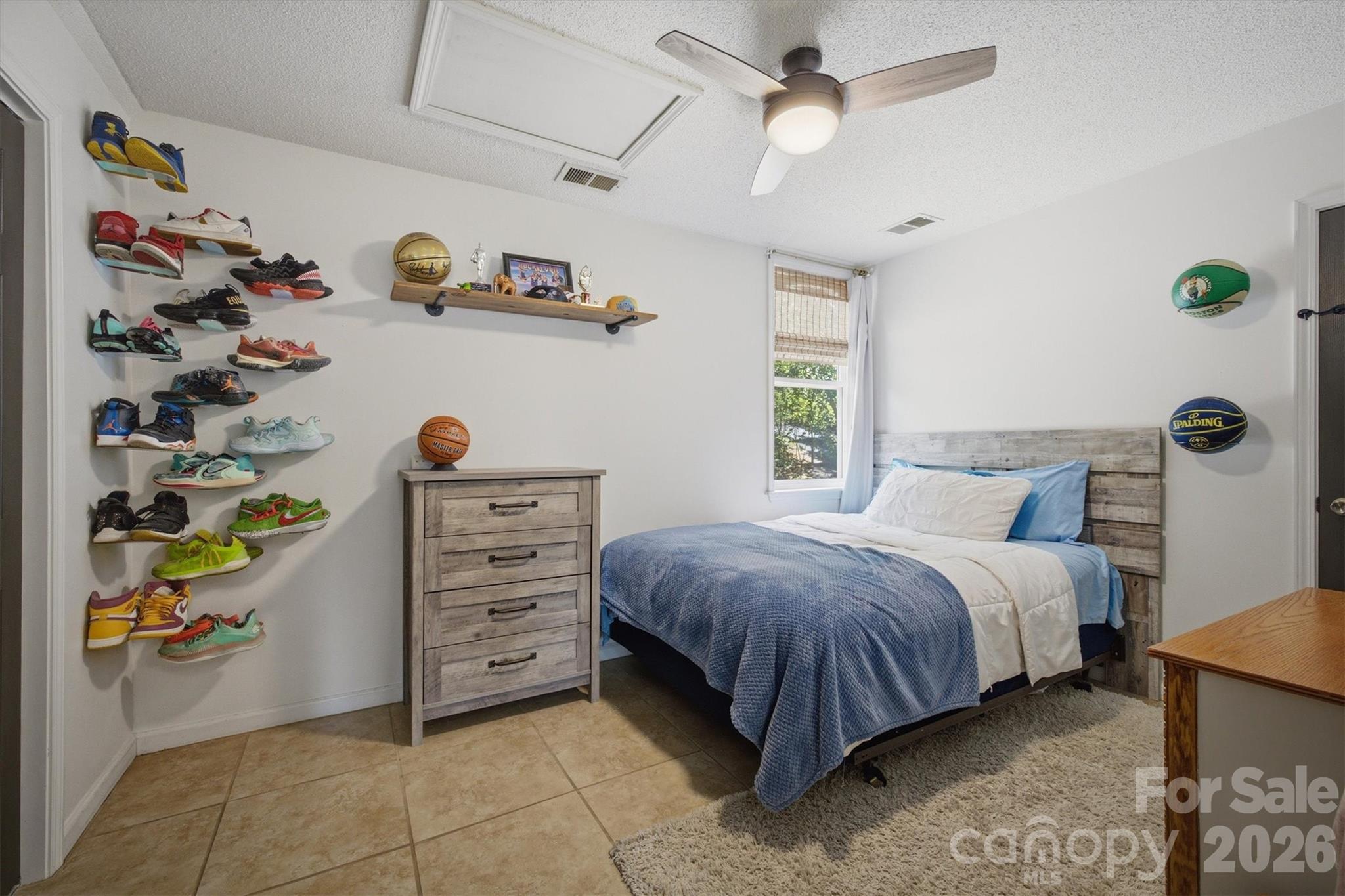 3381 Stones Throw Drive — Valdese