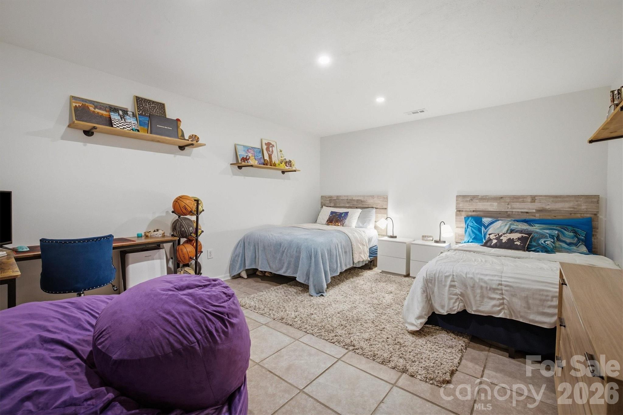 3381 Stones Throw Drive — Valdese