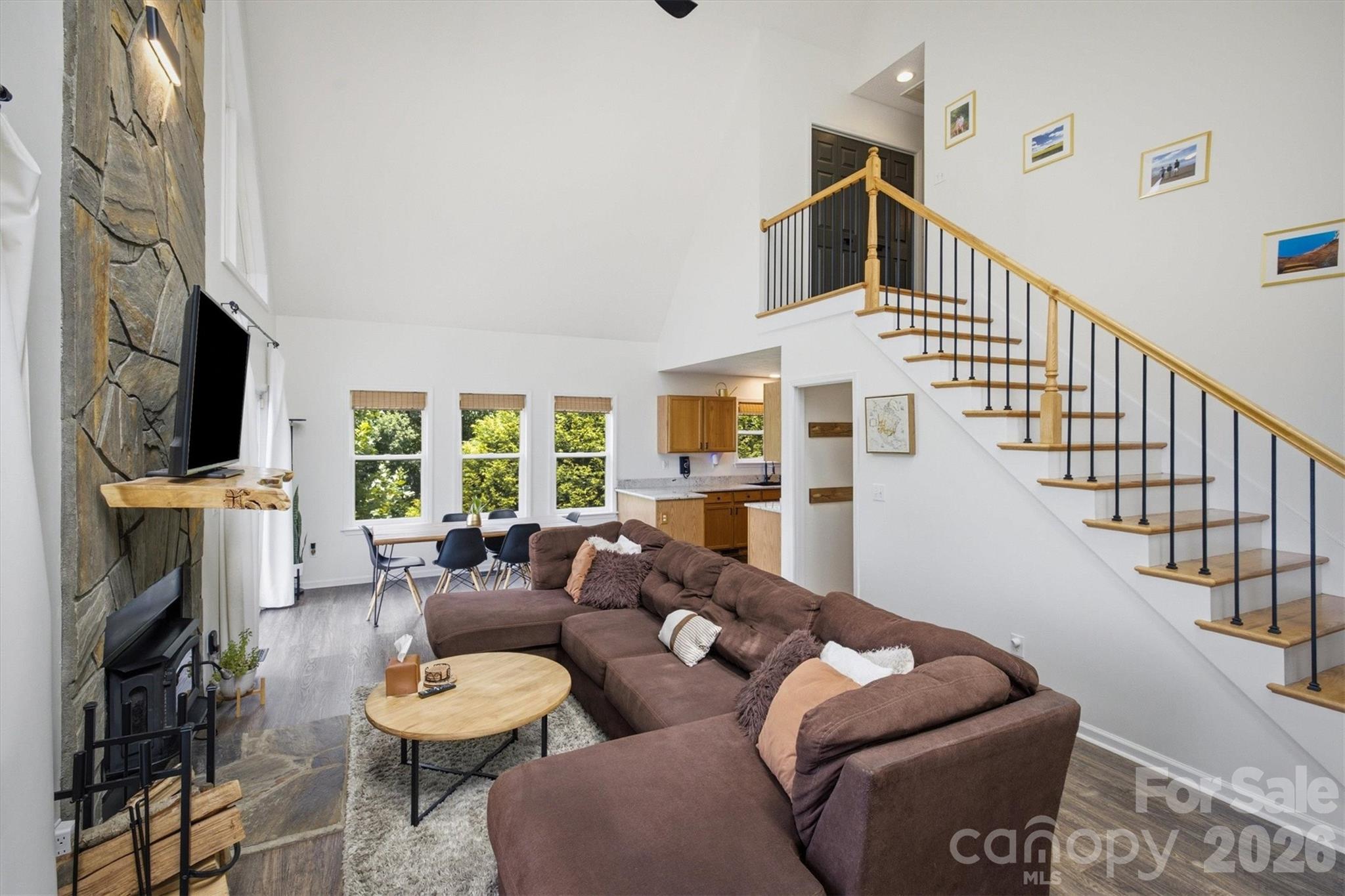 3381 Stones Throw Drive — Valdese