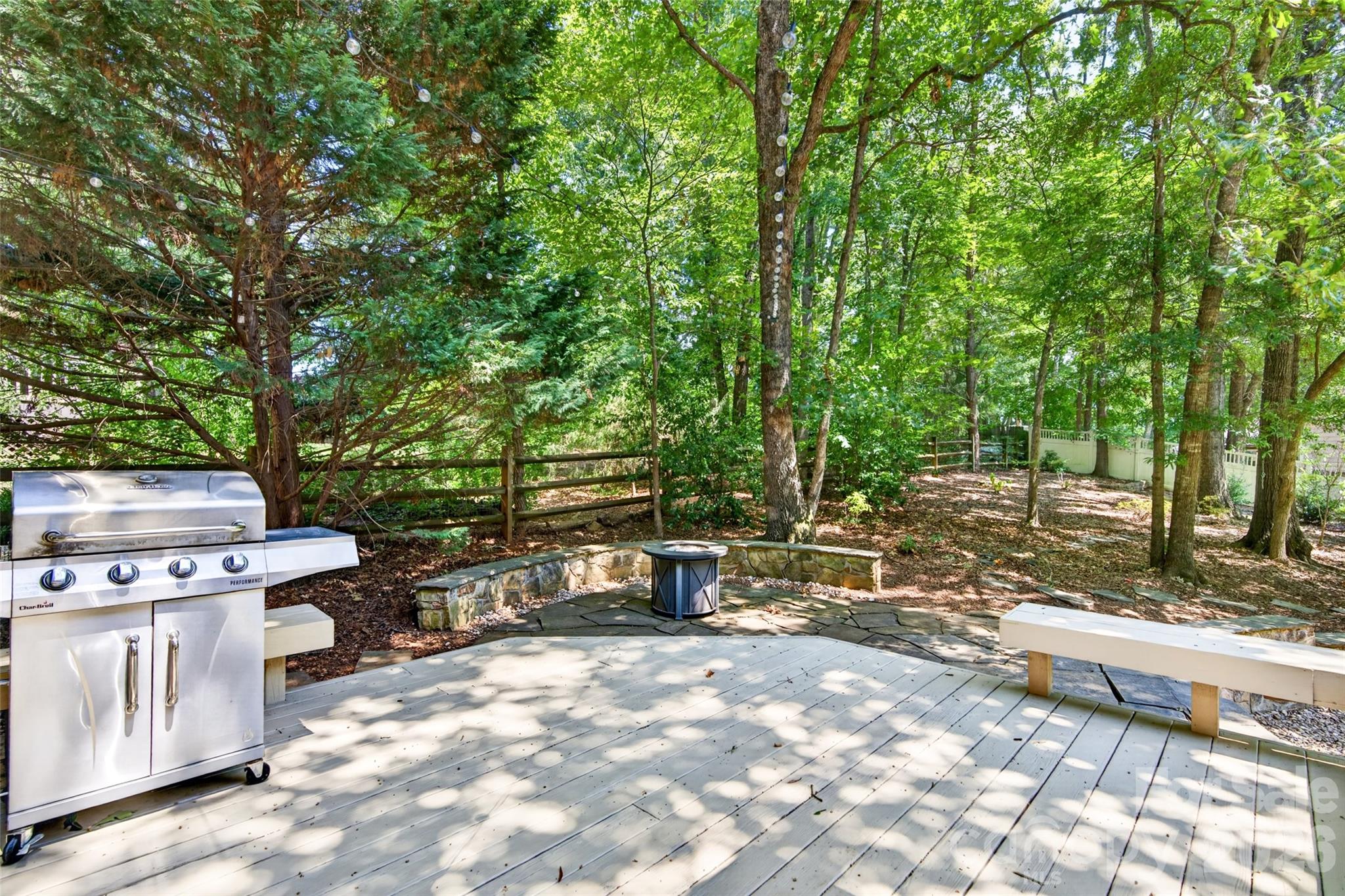 12700 Willow Grove Way — Huntersville