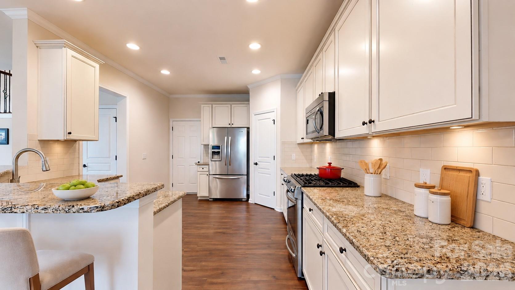 4752 Mount Royal Lane — Charlotte