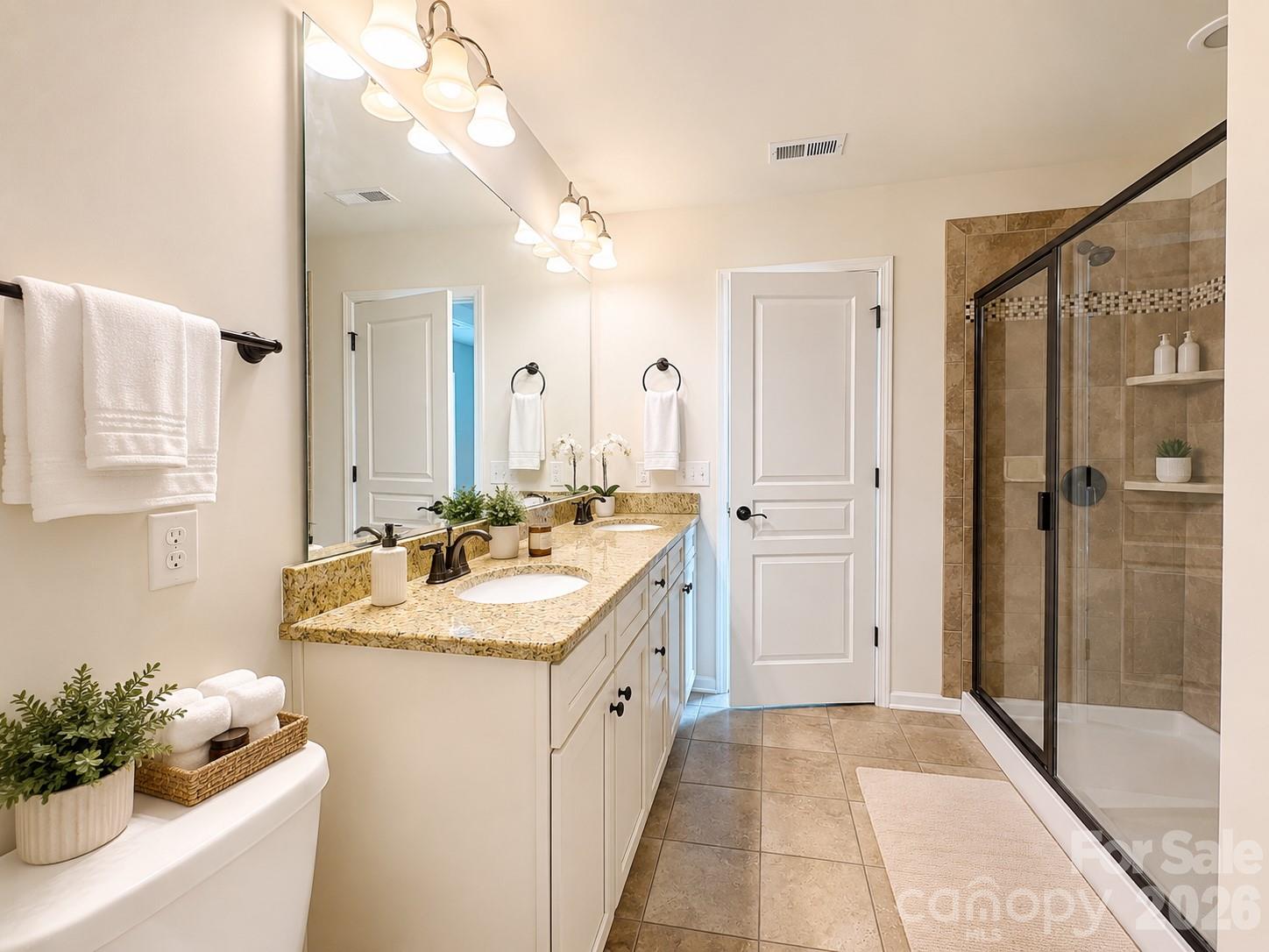 4752 Mount Royal Lane — Charlotte