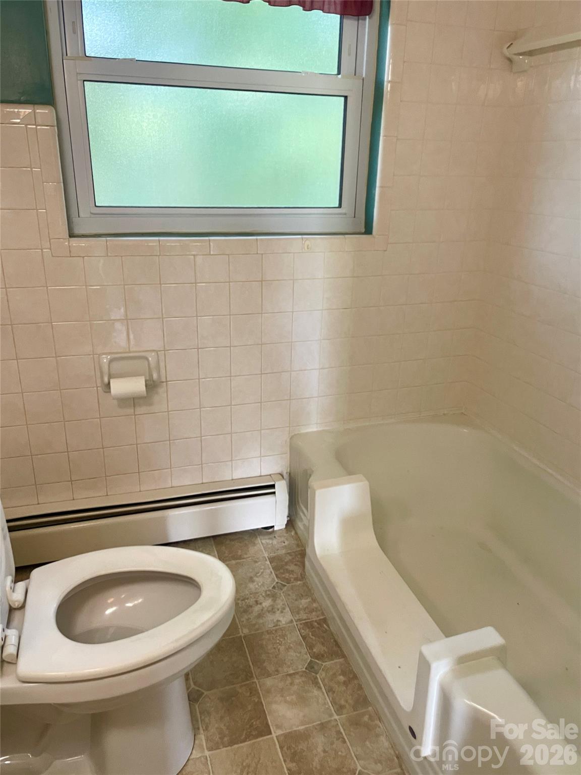 1099 Amherst Road — Morganton