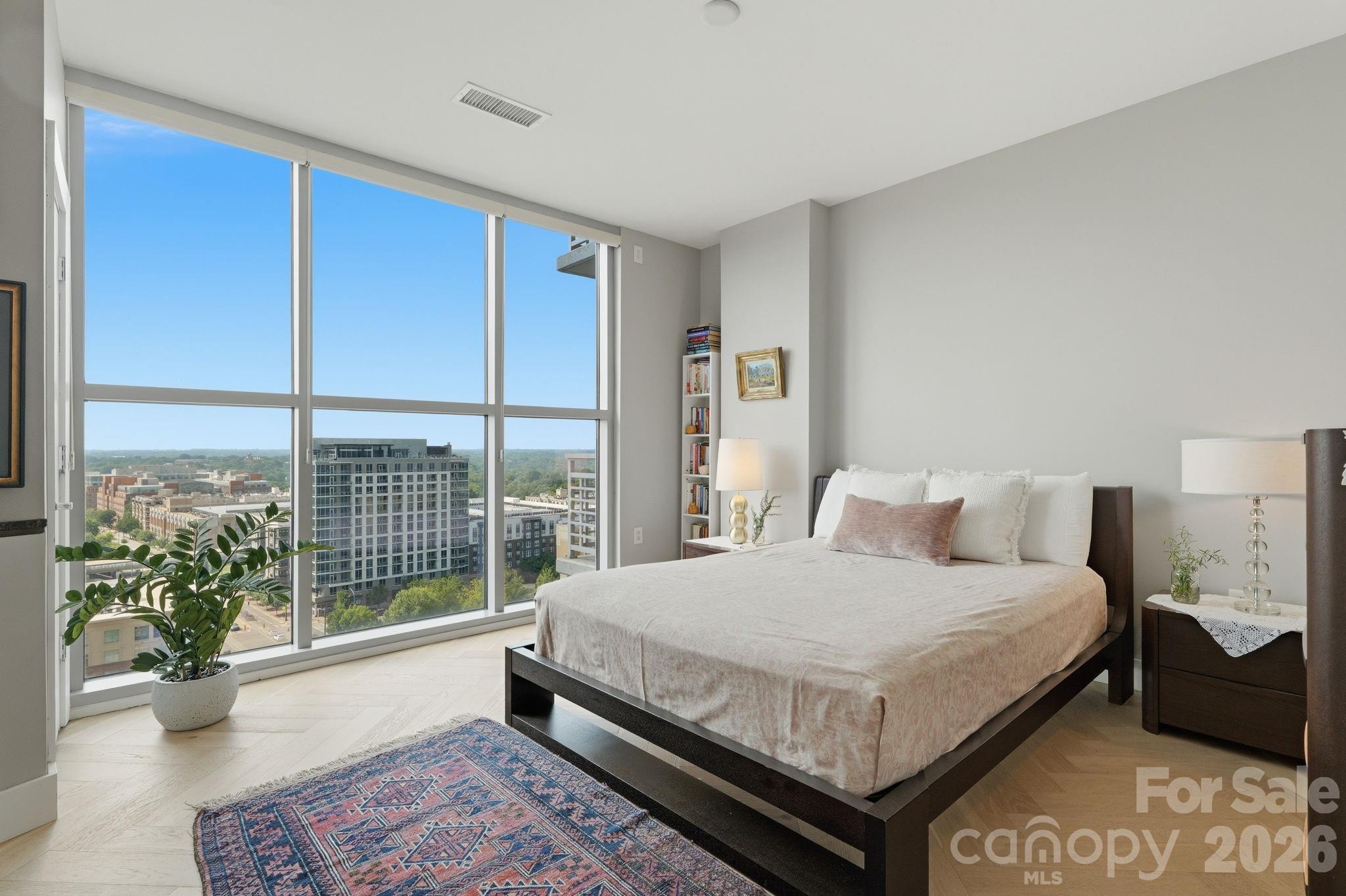 333 W Trade Street #1306 — Charlotte