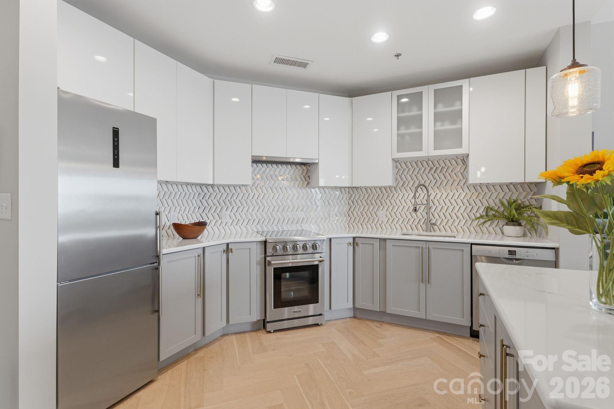 333 W Trade Street #1306 — Charlotte