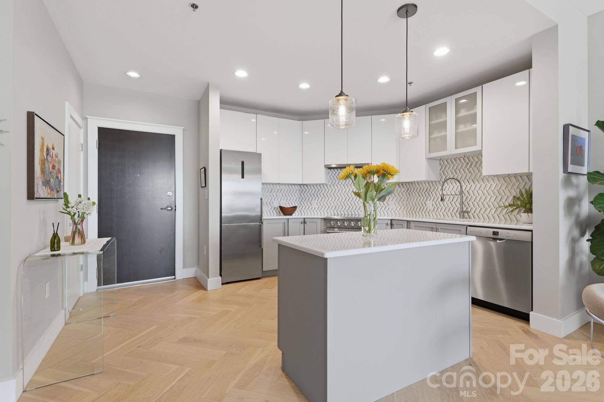 333 W Trade Street #1306 — Charlotte
