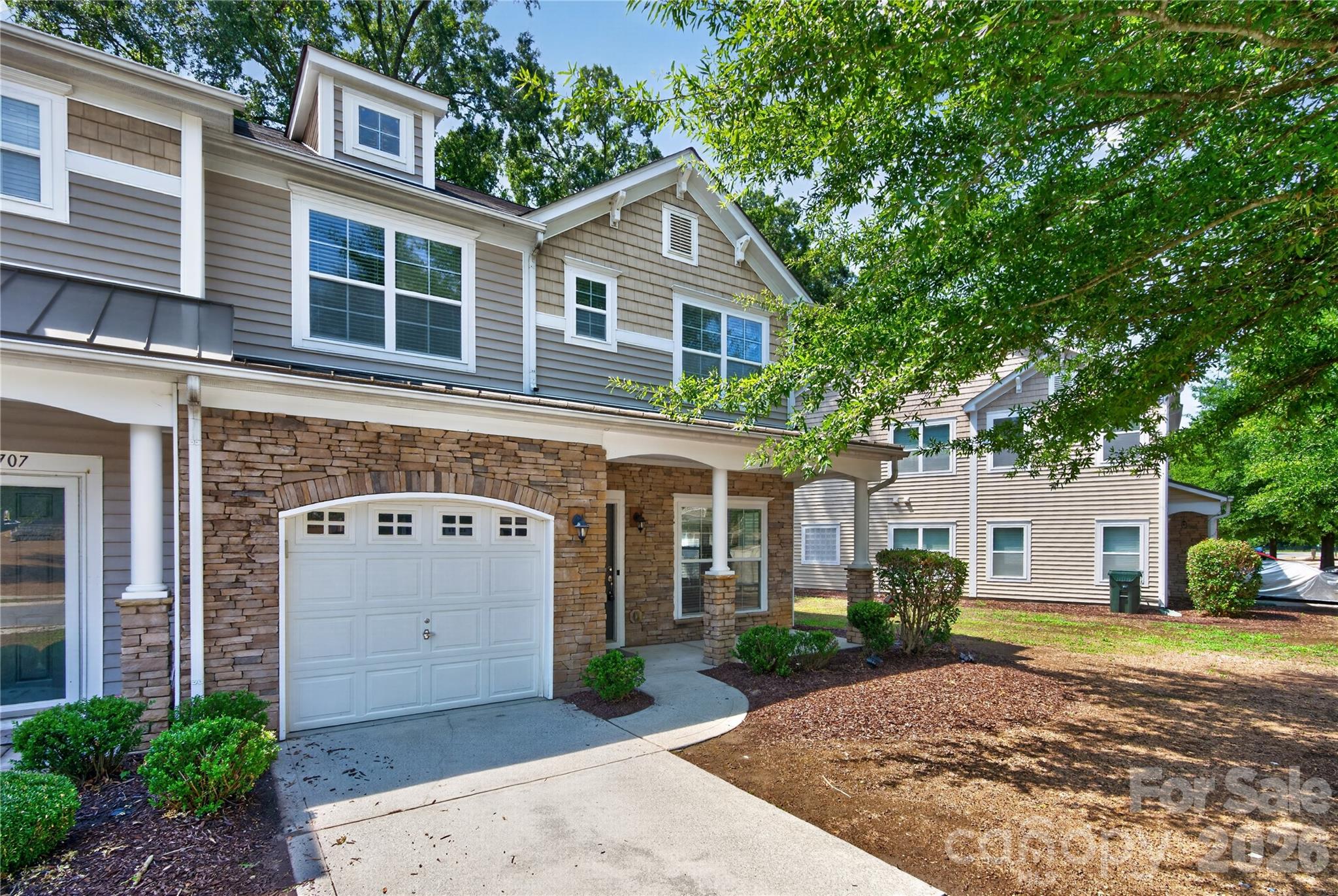 4711 Craigmoss Lane — Charlotte