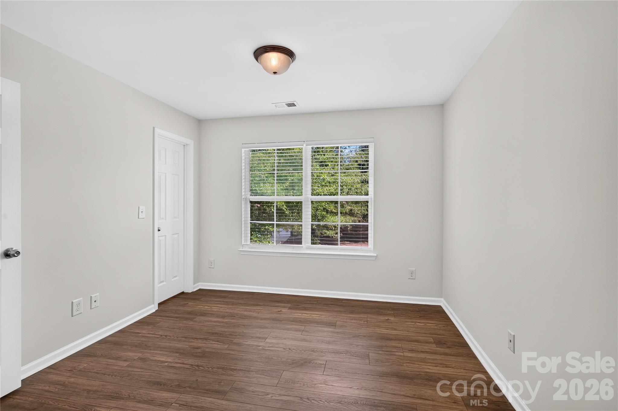4711 Craigmoss Lane — Charlotte