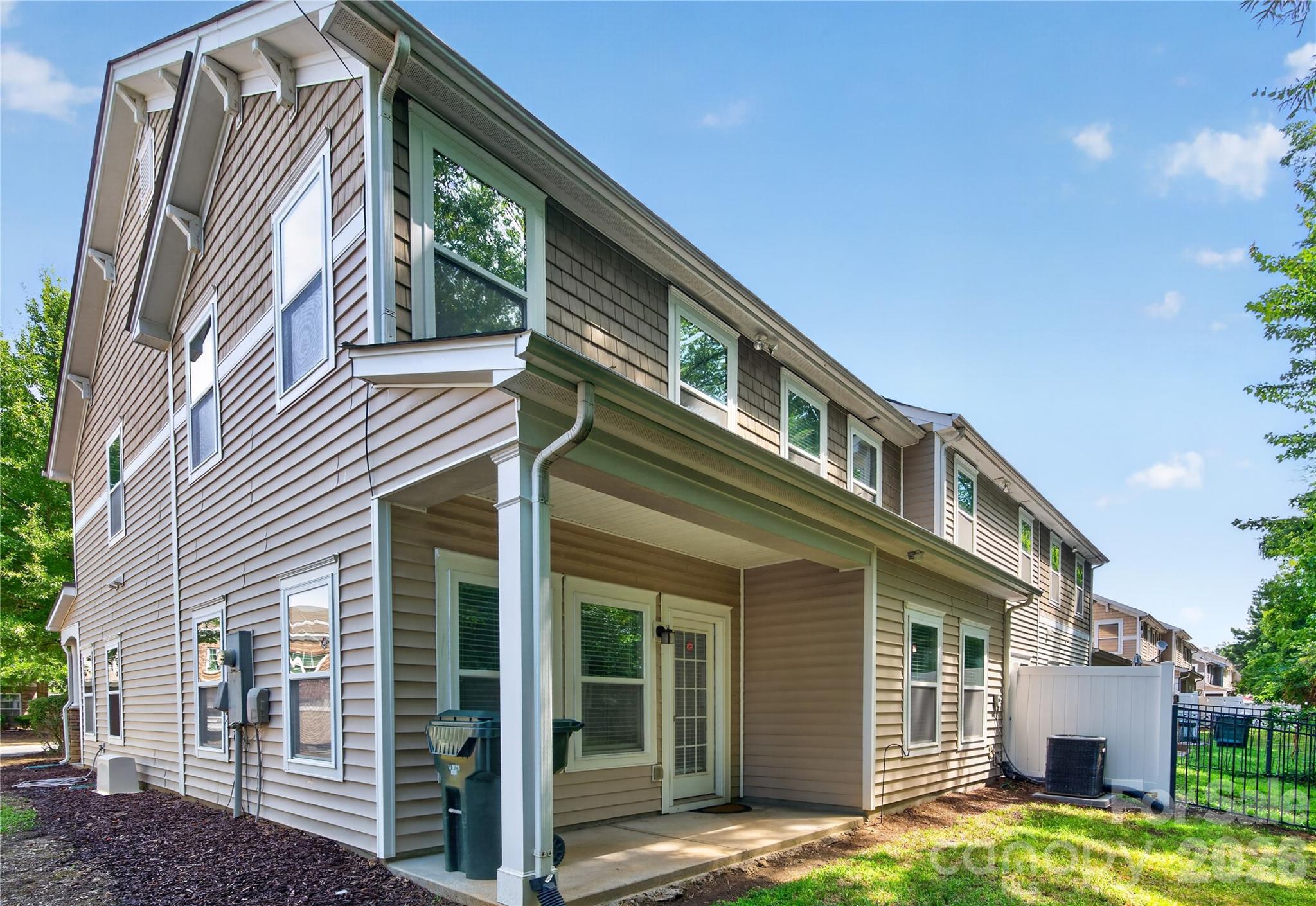 4711 Craigmoss Lane — Charlotte