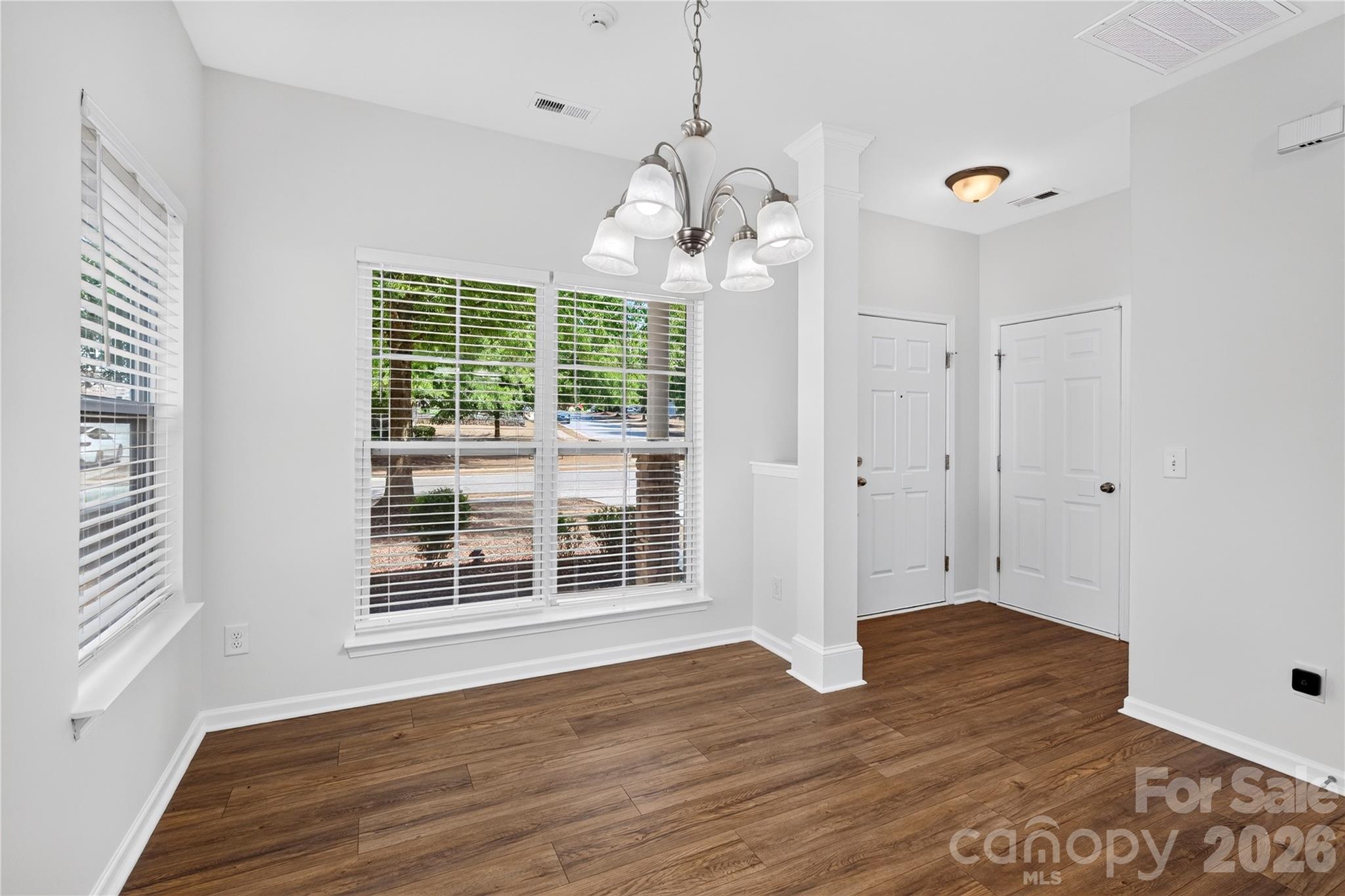 4711 Craigmoss Lane — Charlotte