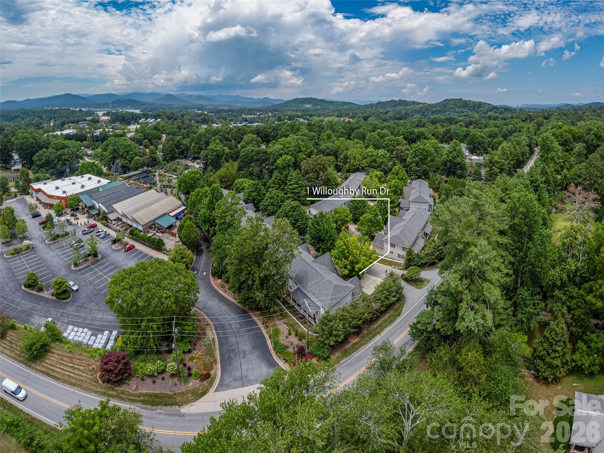 1 Willoughby Run Drive — Asheville