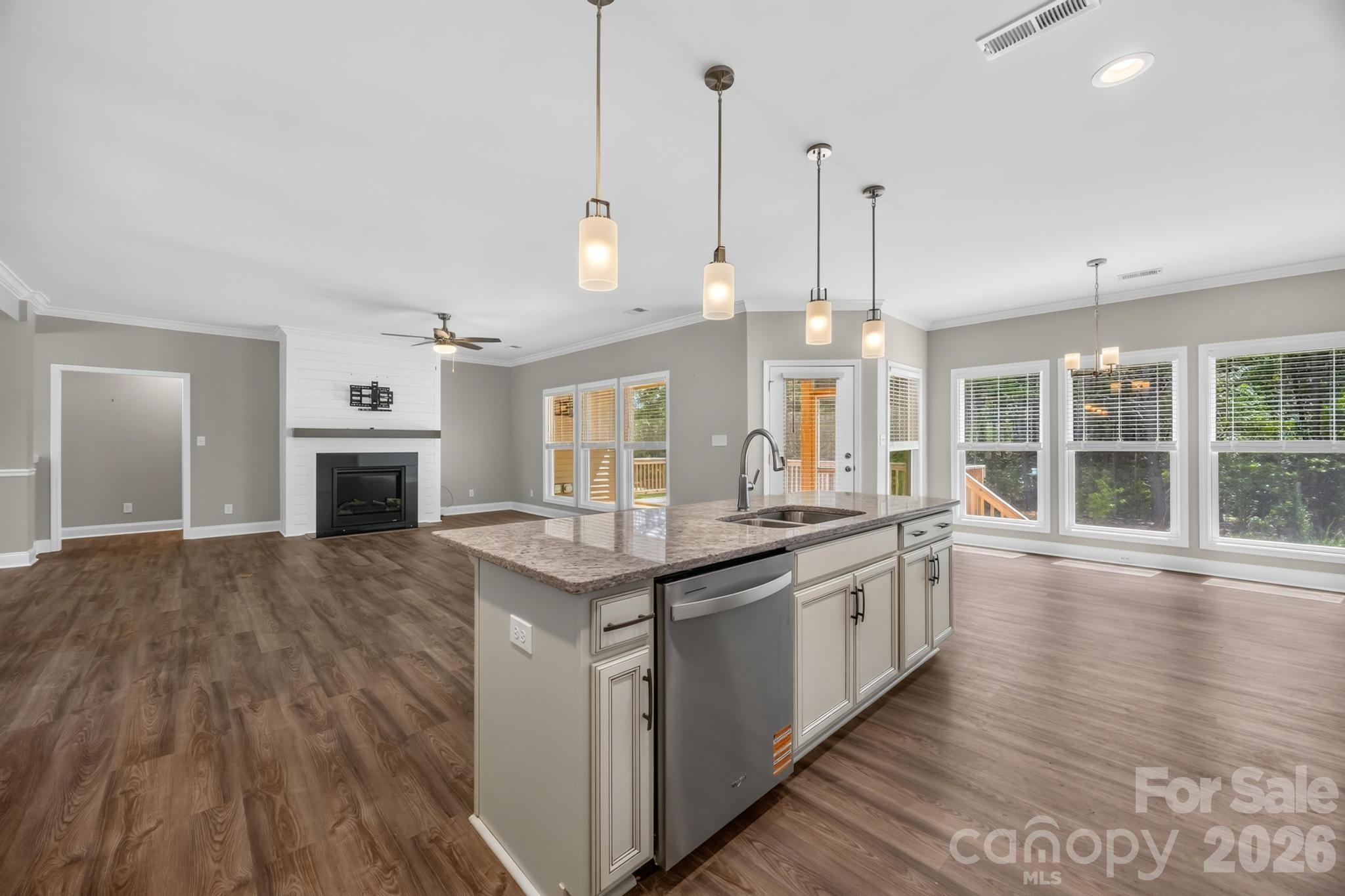 4669 Grooms Road — Reidsville
