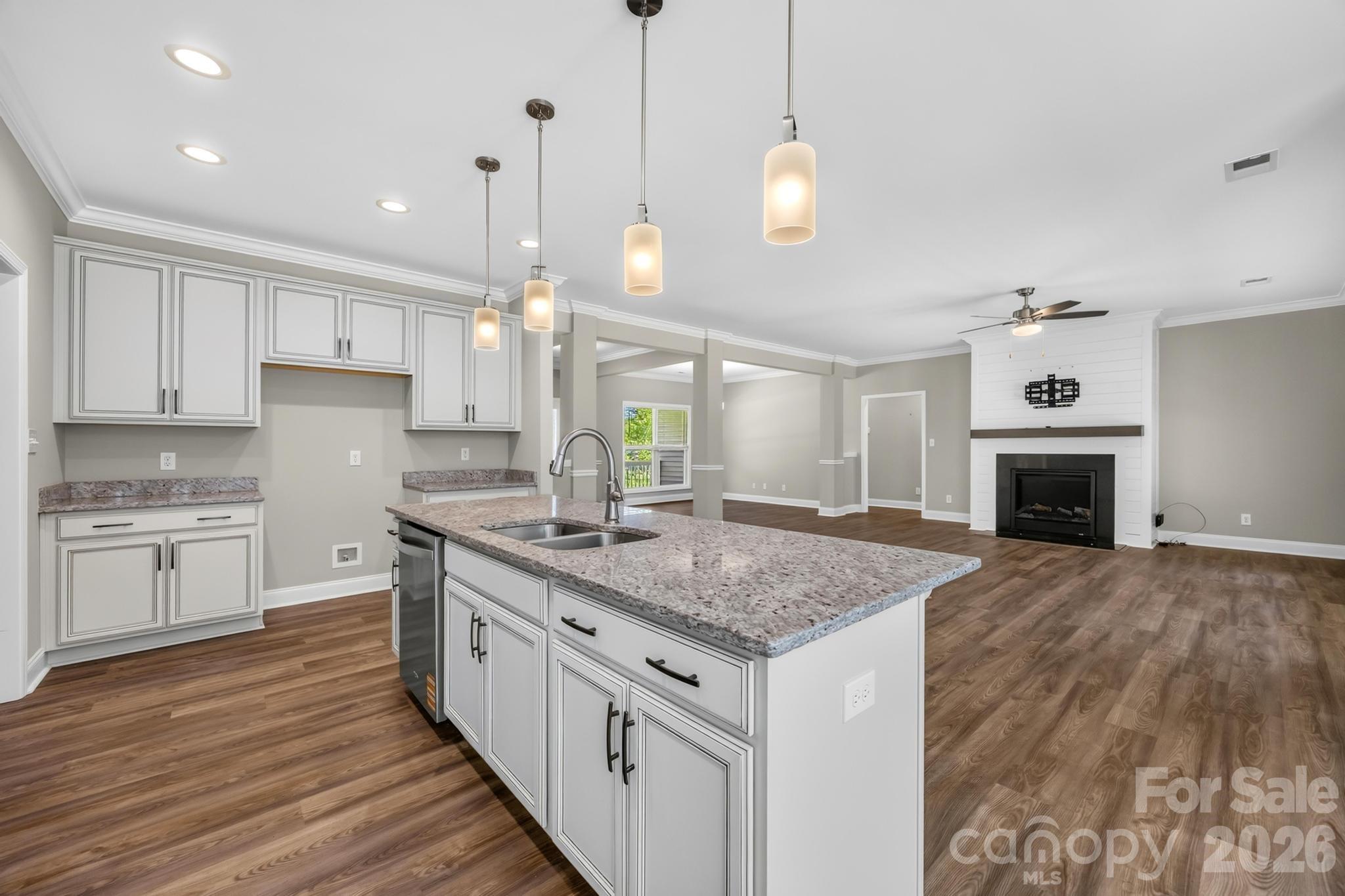 4669 Grooms Road — Reidsville