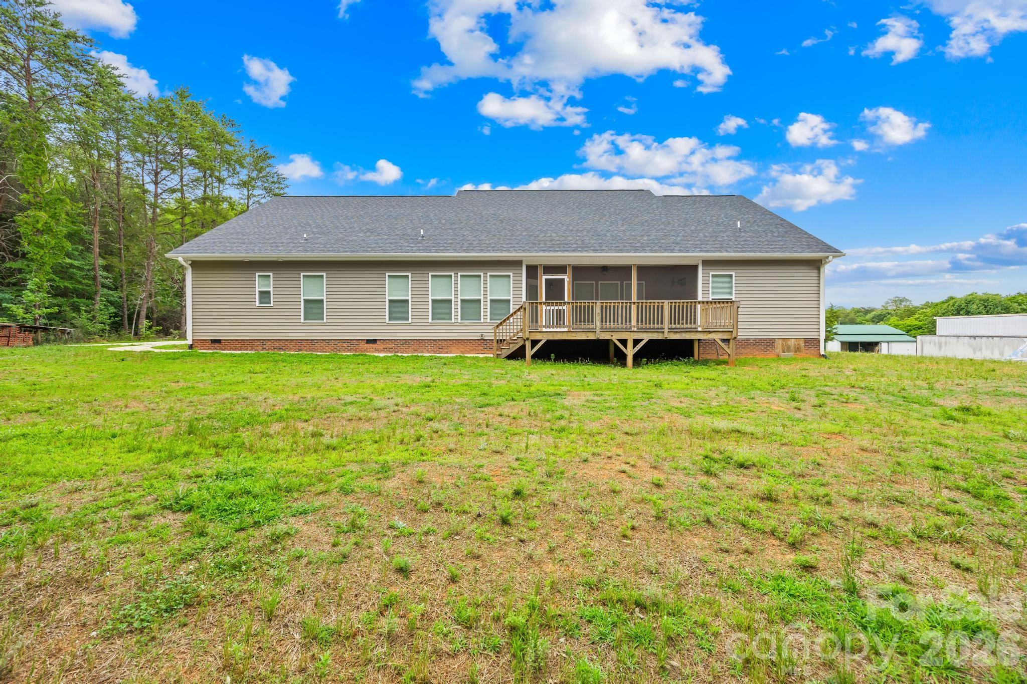 4669 Grooms Road — Reidsville