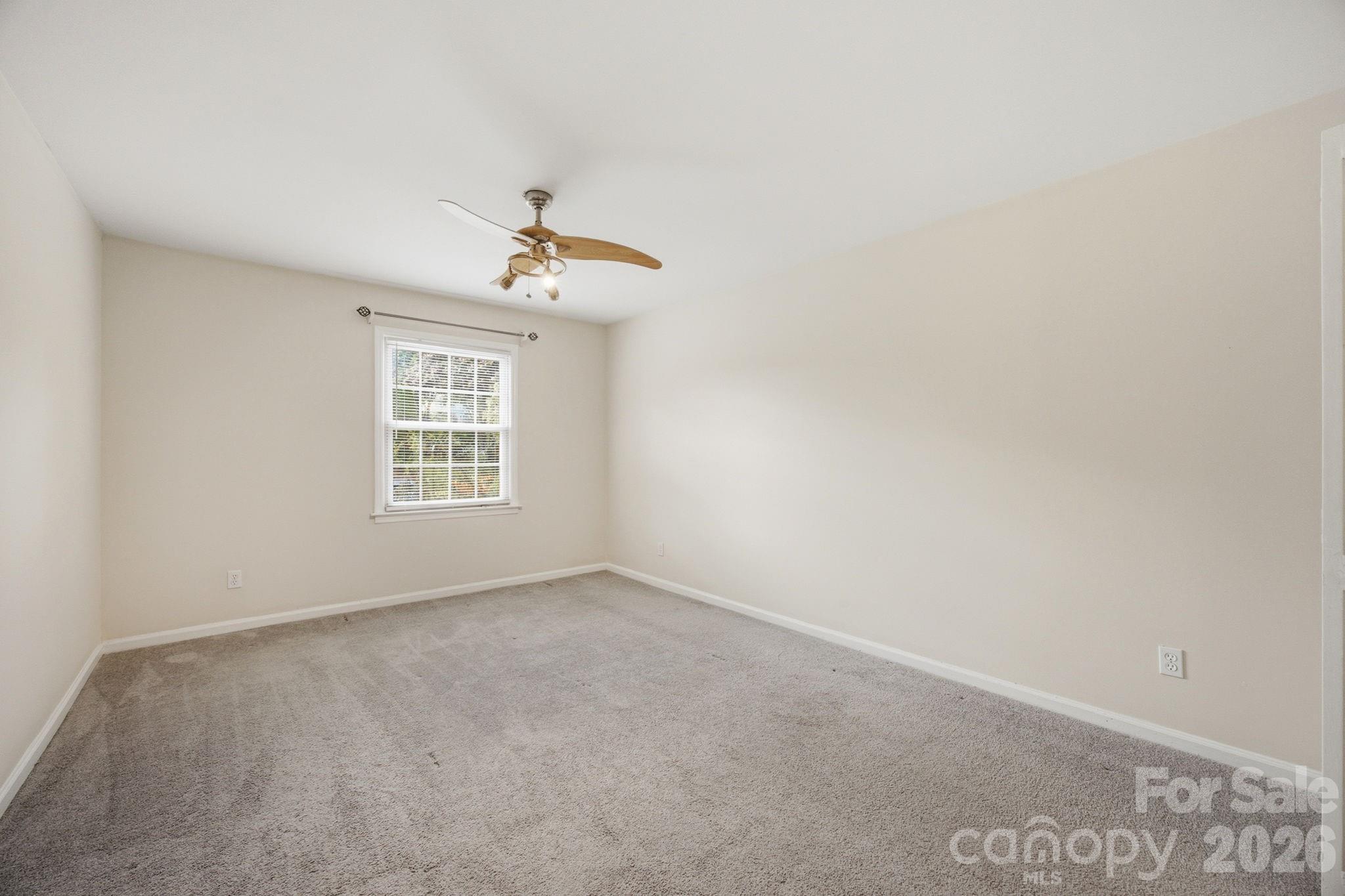4735 Hedgemore Drive — Charlotte