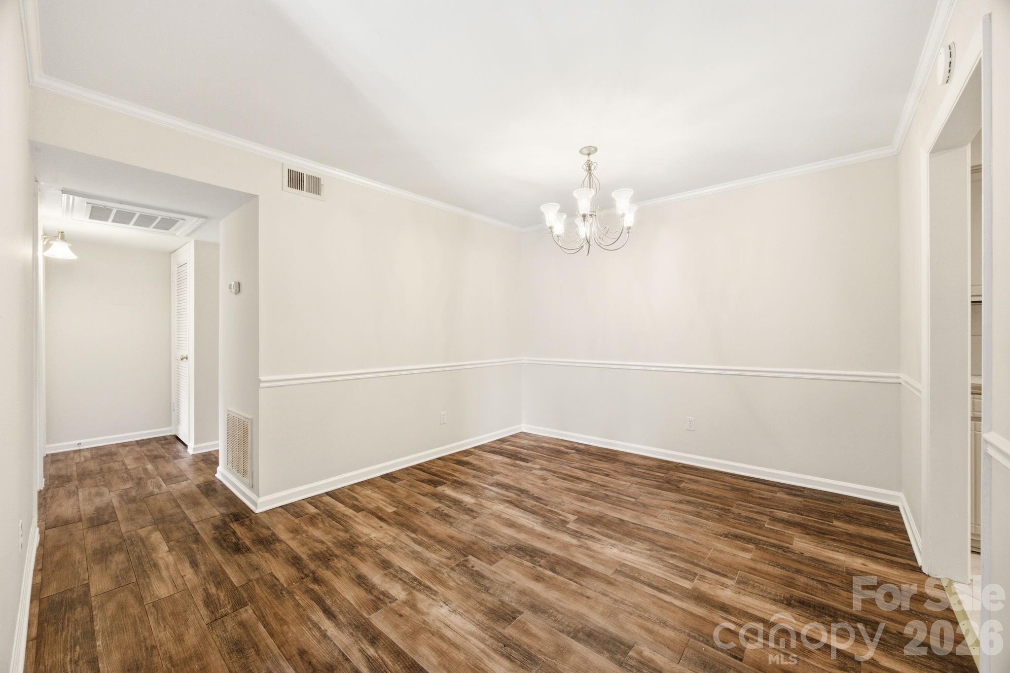 4735 Hedgemore Drive — Charlotte