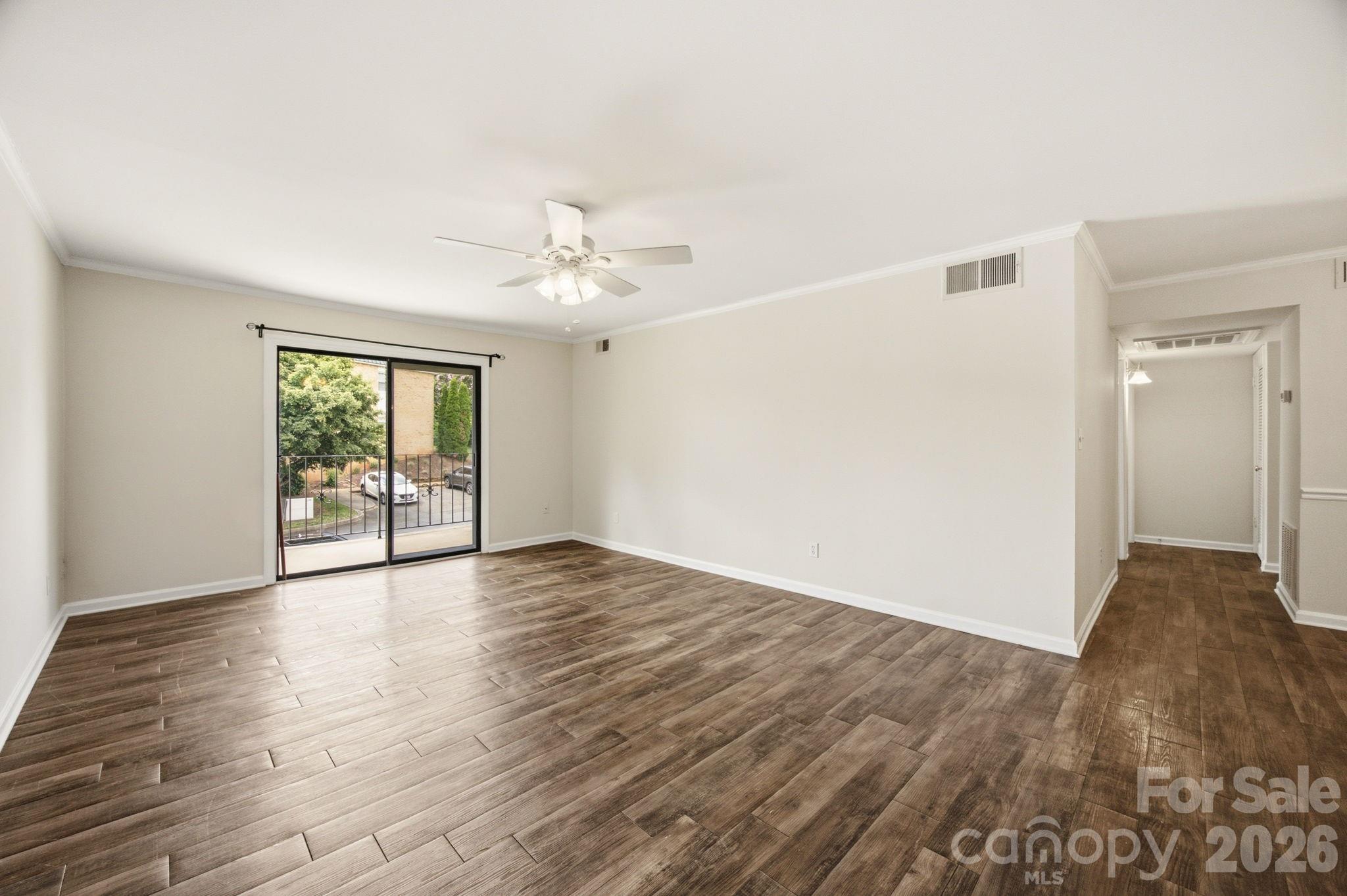 4735 Hedgemore Drive — Charlotte