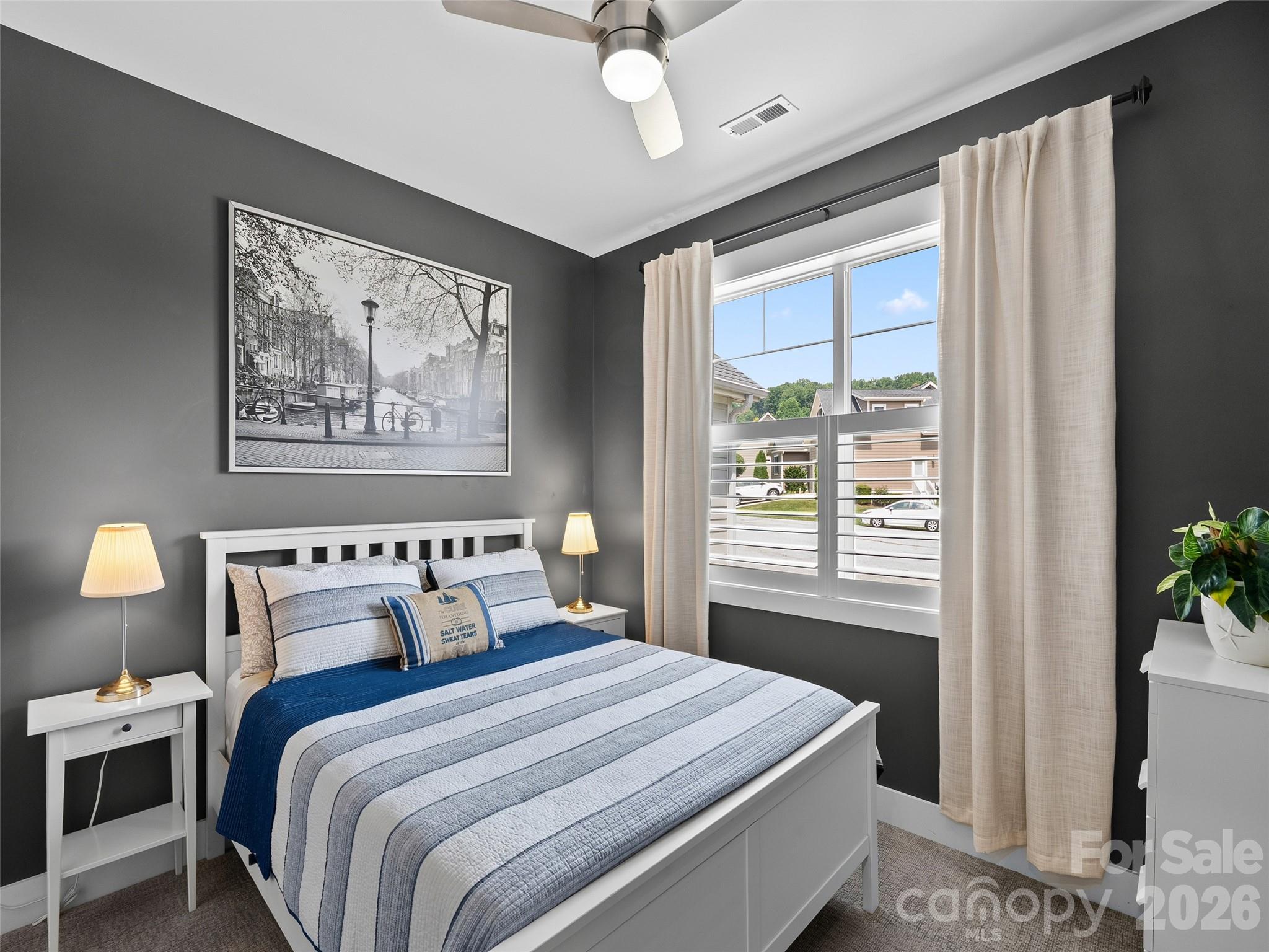 76 S Anvil Avenue — Hendersonville