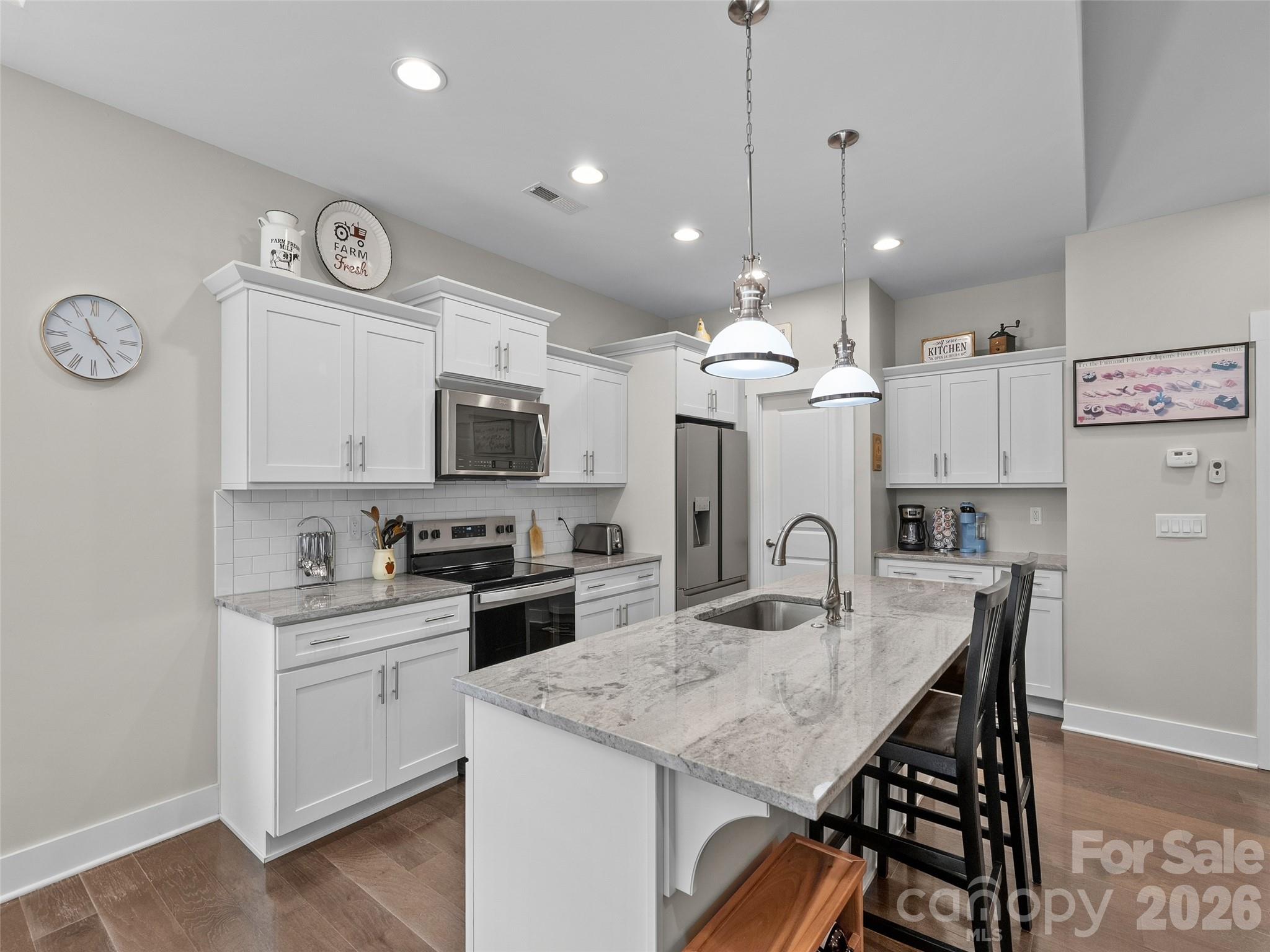 76 S Anvil Avenue — Hendersonville