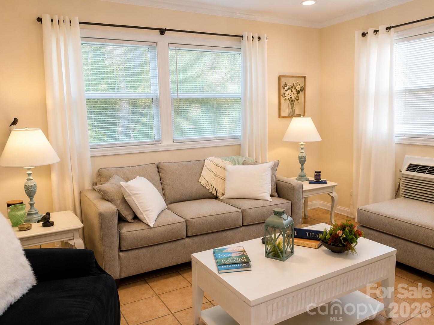 702 Love Joy Road — Canton