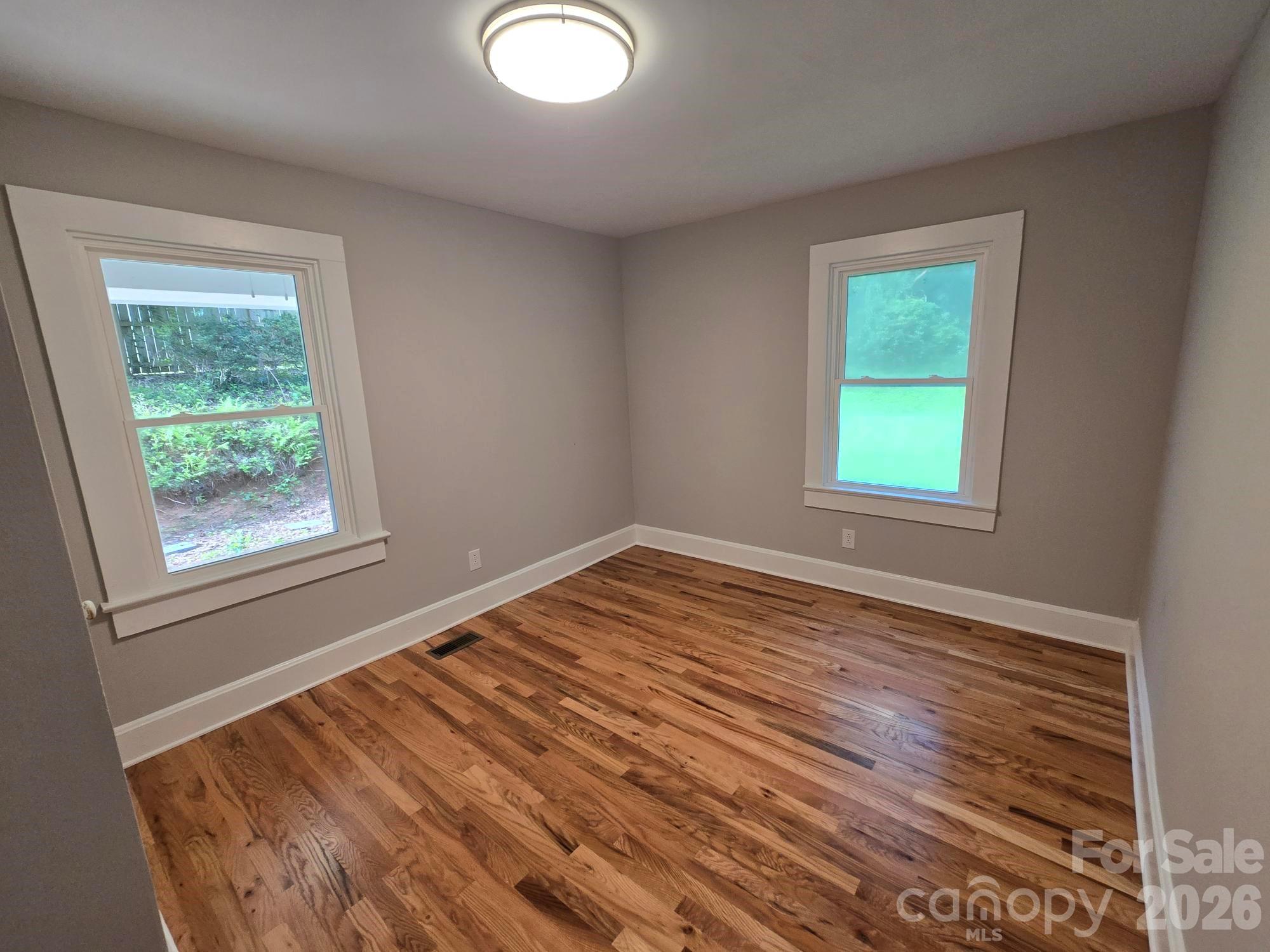 61 Wright Lane — Brevard