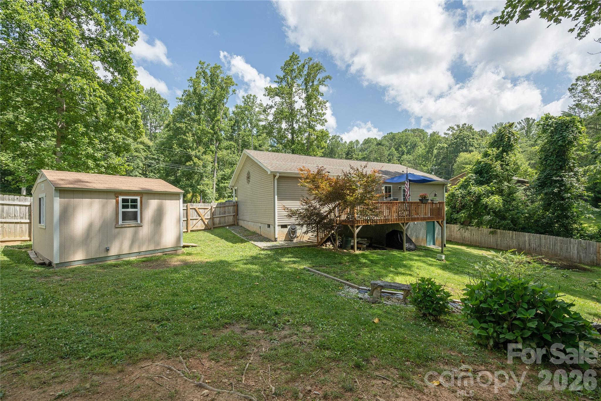 32 Beechwood Lakes Drive — Hendersonville