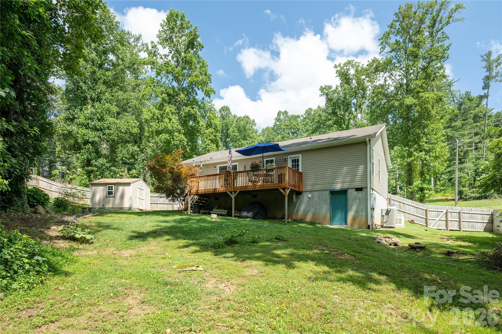 32 Beechwood Lakes Drive — Hendersonville