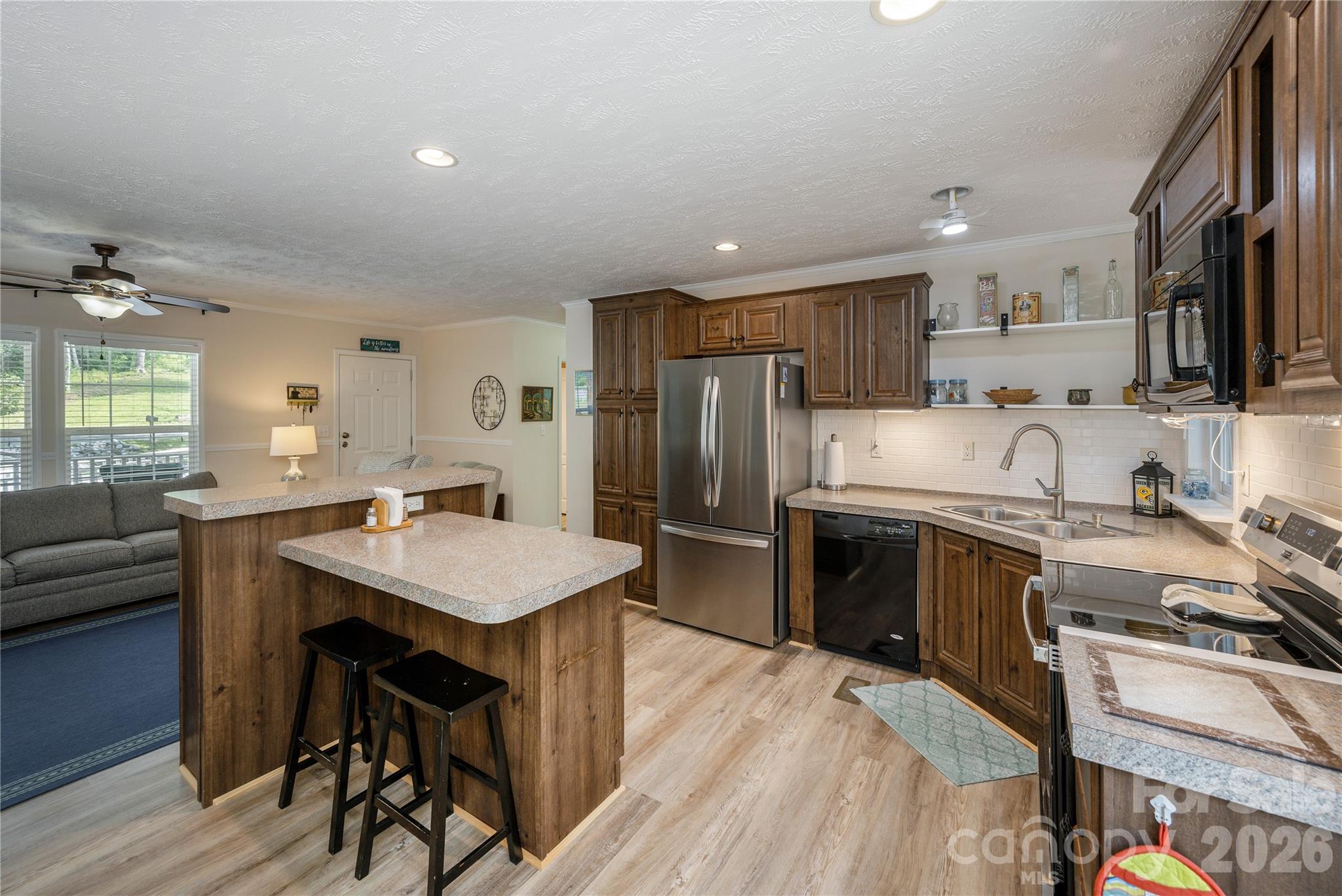 32 Beechwood Lakes Drive — Hendersonville