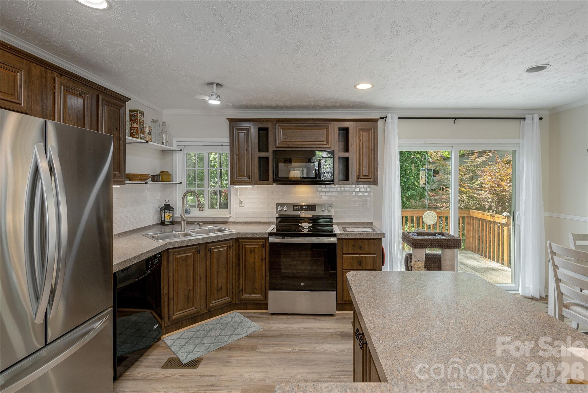 32 Beechwood Lakes Drive — Hendersonville