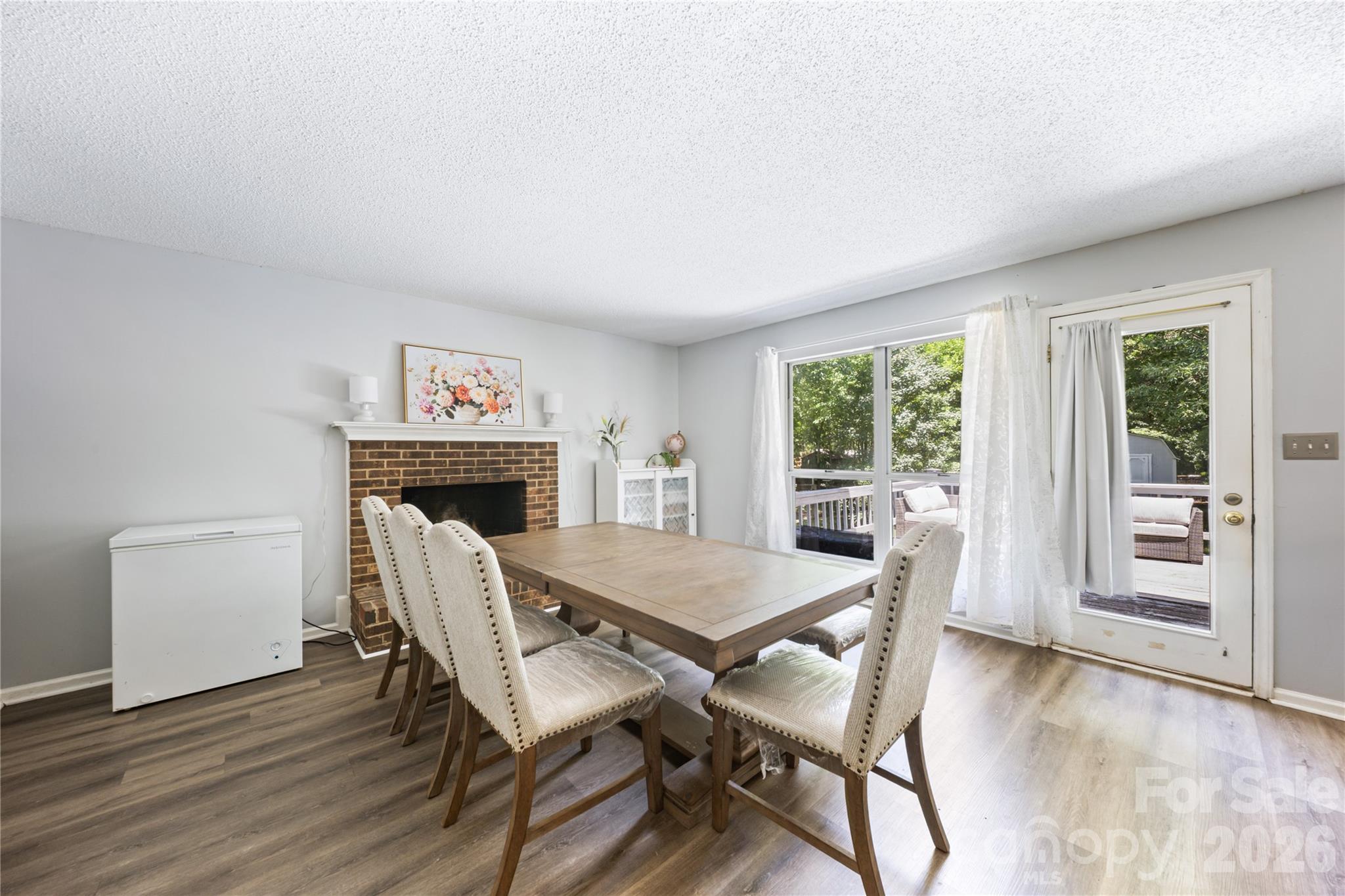 13000 Greycrest Drive — Charlotte