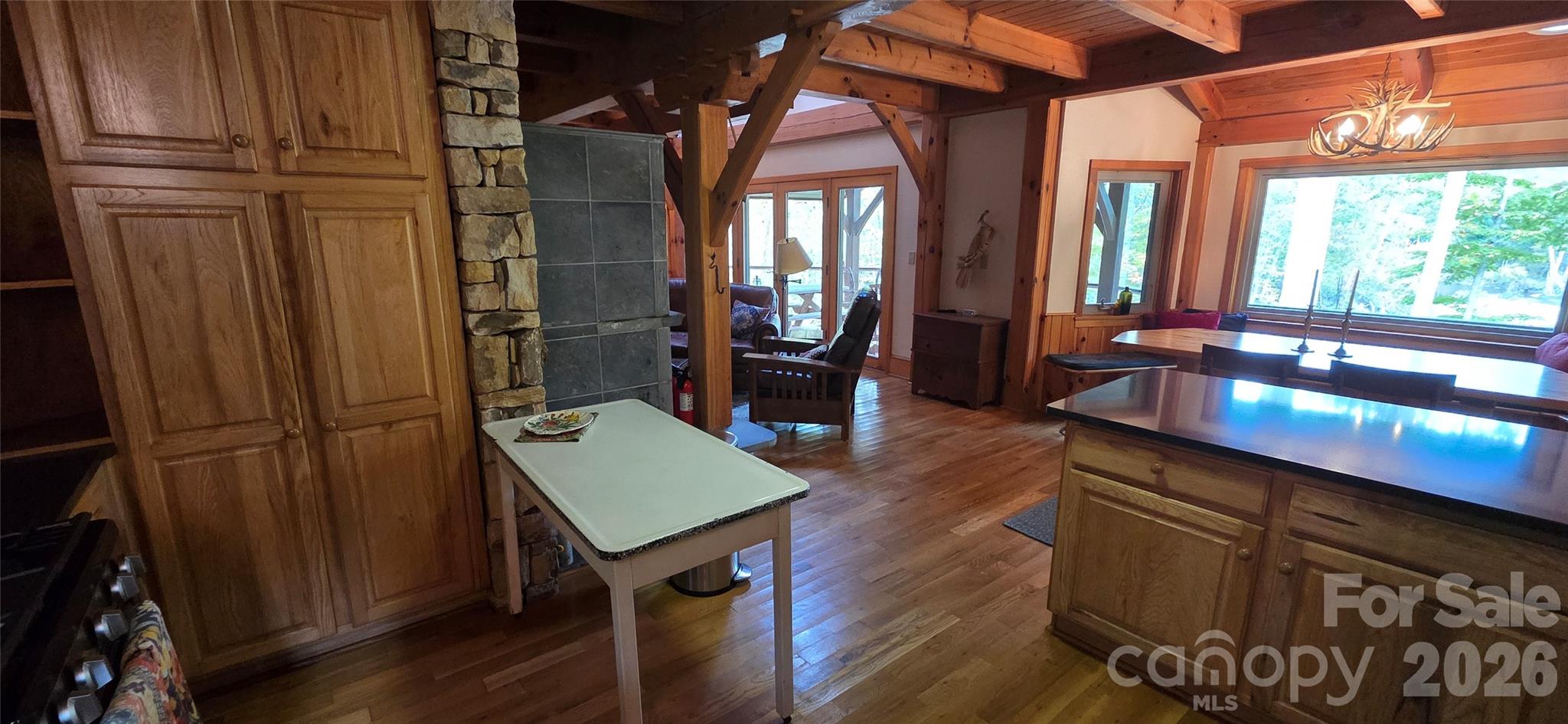 165 Winding Trail — Burnsville